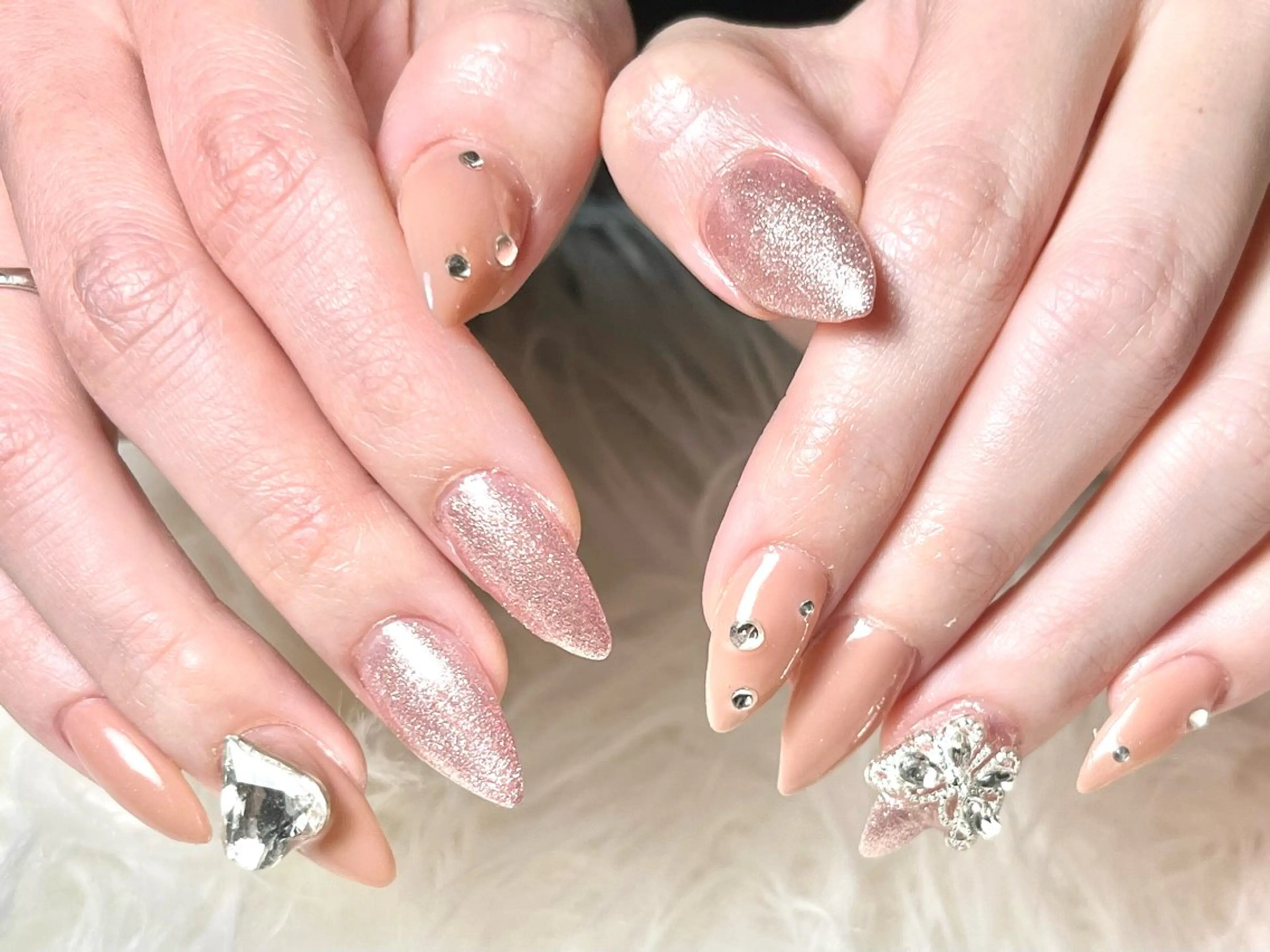 ネイル hohomi .のネイルデザイン