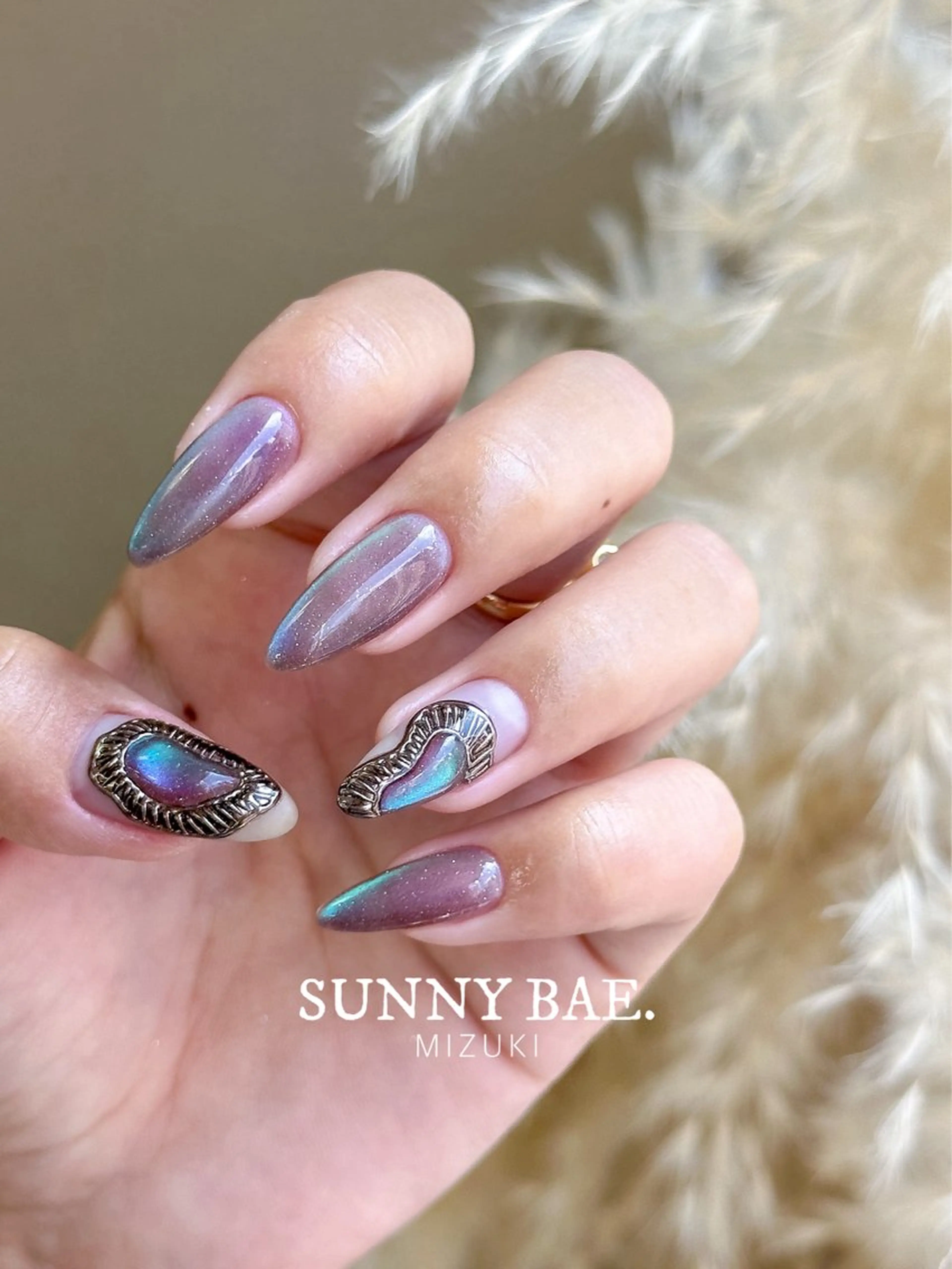 ネイル マグネットネイル ミラーネイル ハンドネイル SUNNY BAE. 🌼MIZUKIのネイルデザイン