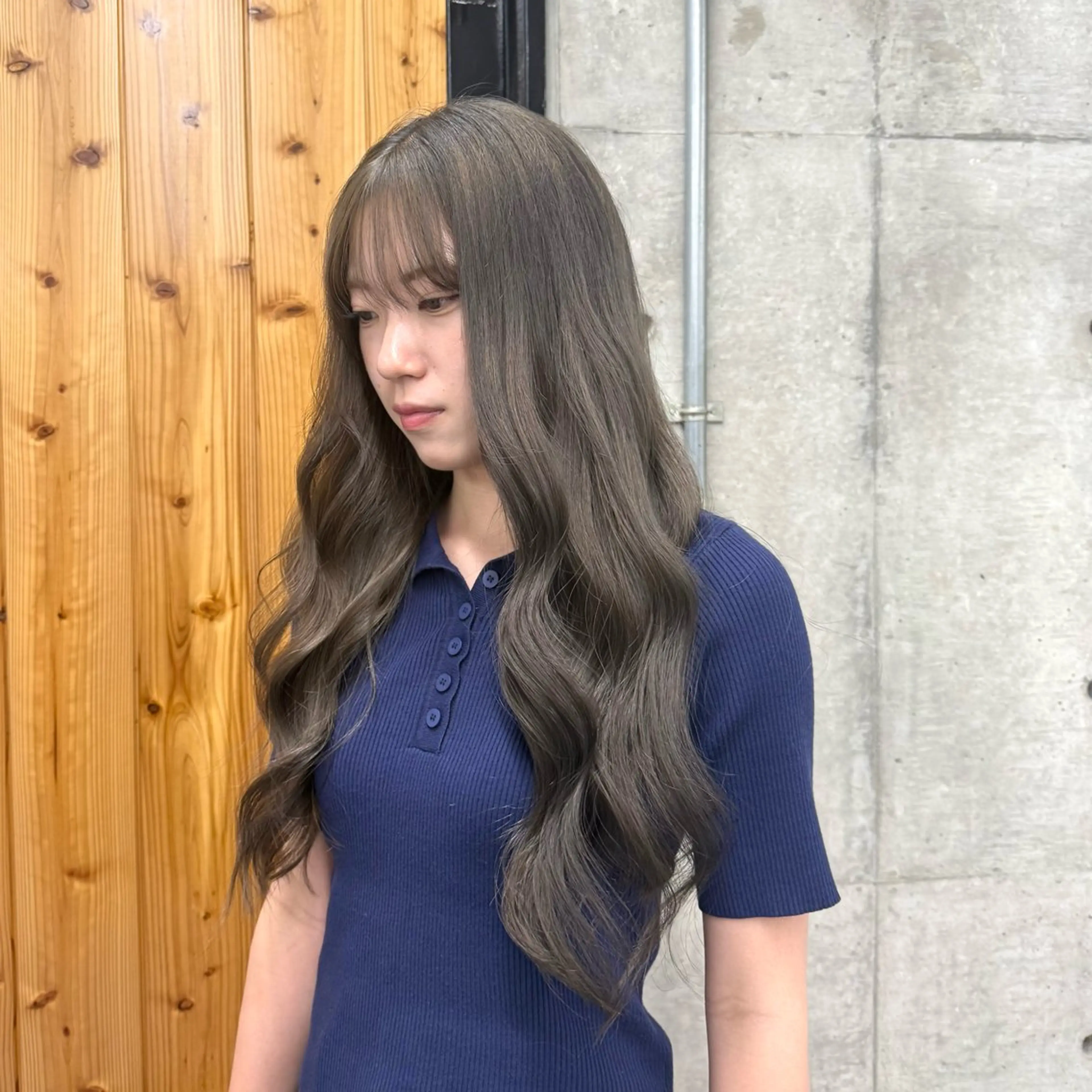 ロング カラー カット ヘアカラー Welring hair salon所属・Runa/大人 かわいいハイトーンのヘアスタイル