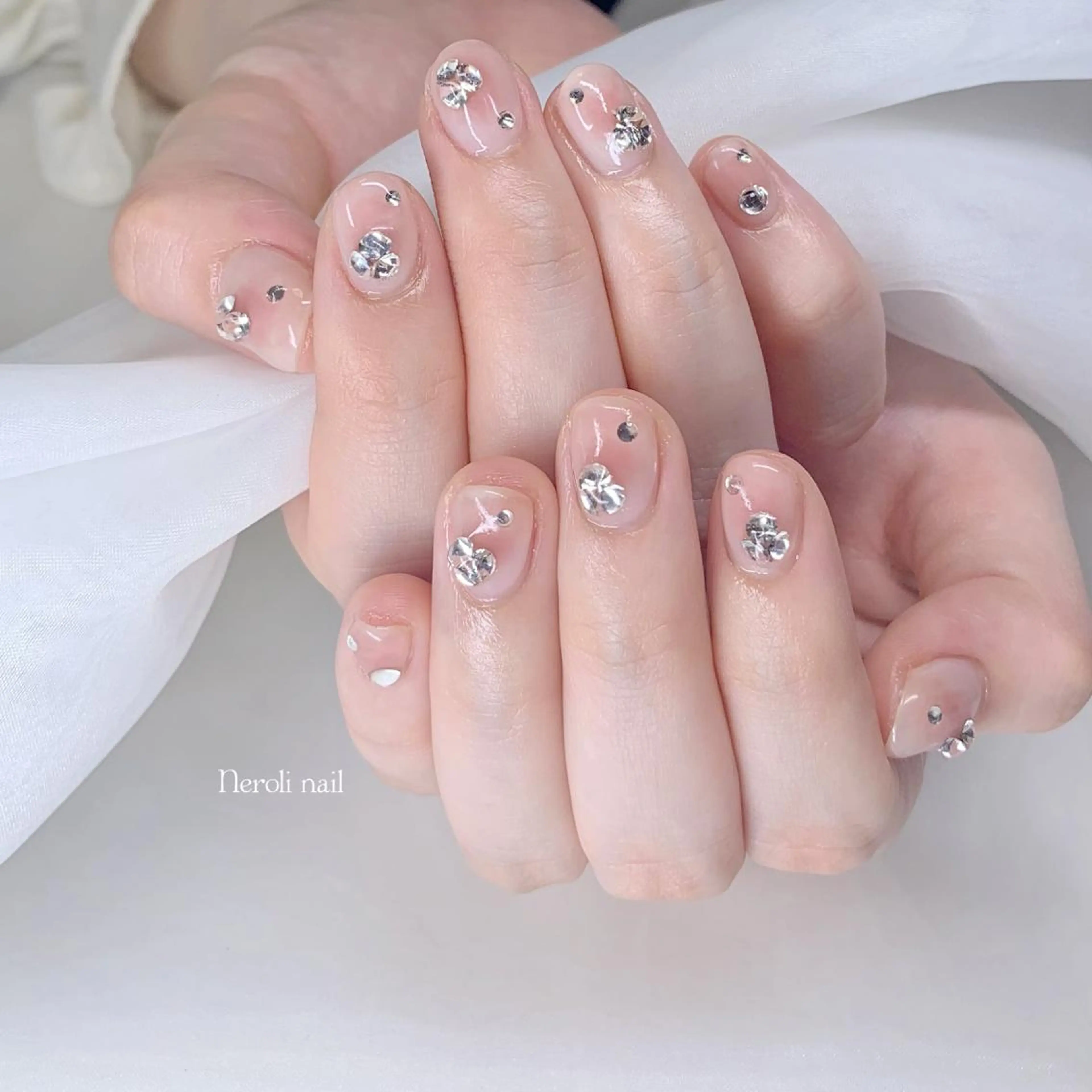 ネイル チークネイル ストーンネイル Neroli nail所属・Neroli nailのネイルデザイン