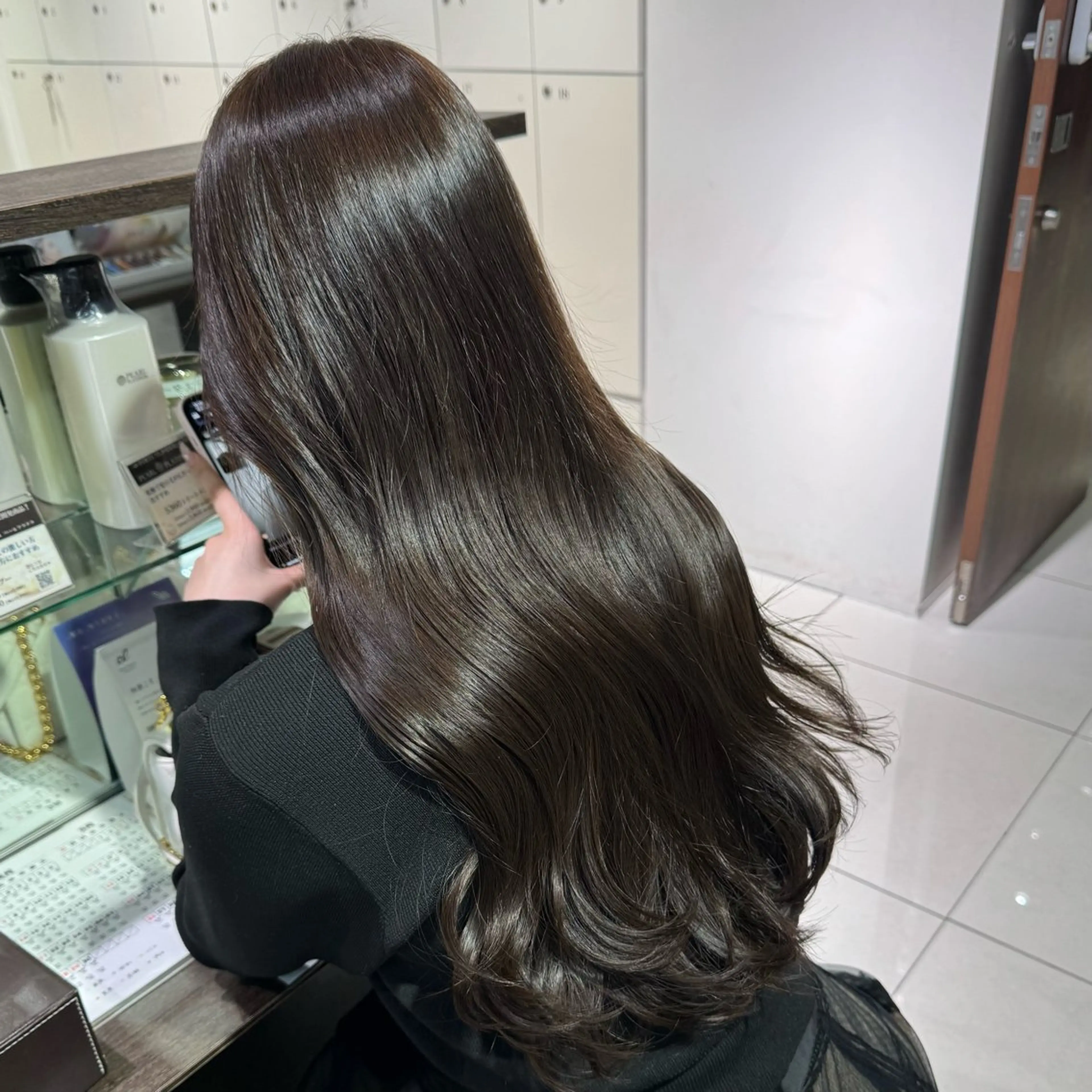 ロング カラー ヘアアレンジ ヘアカラー ブリーチなしカラー /ベージュ/安形翔のヘアスタイル