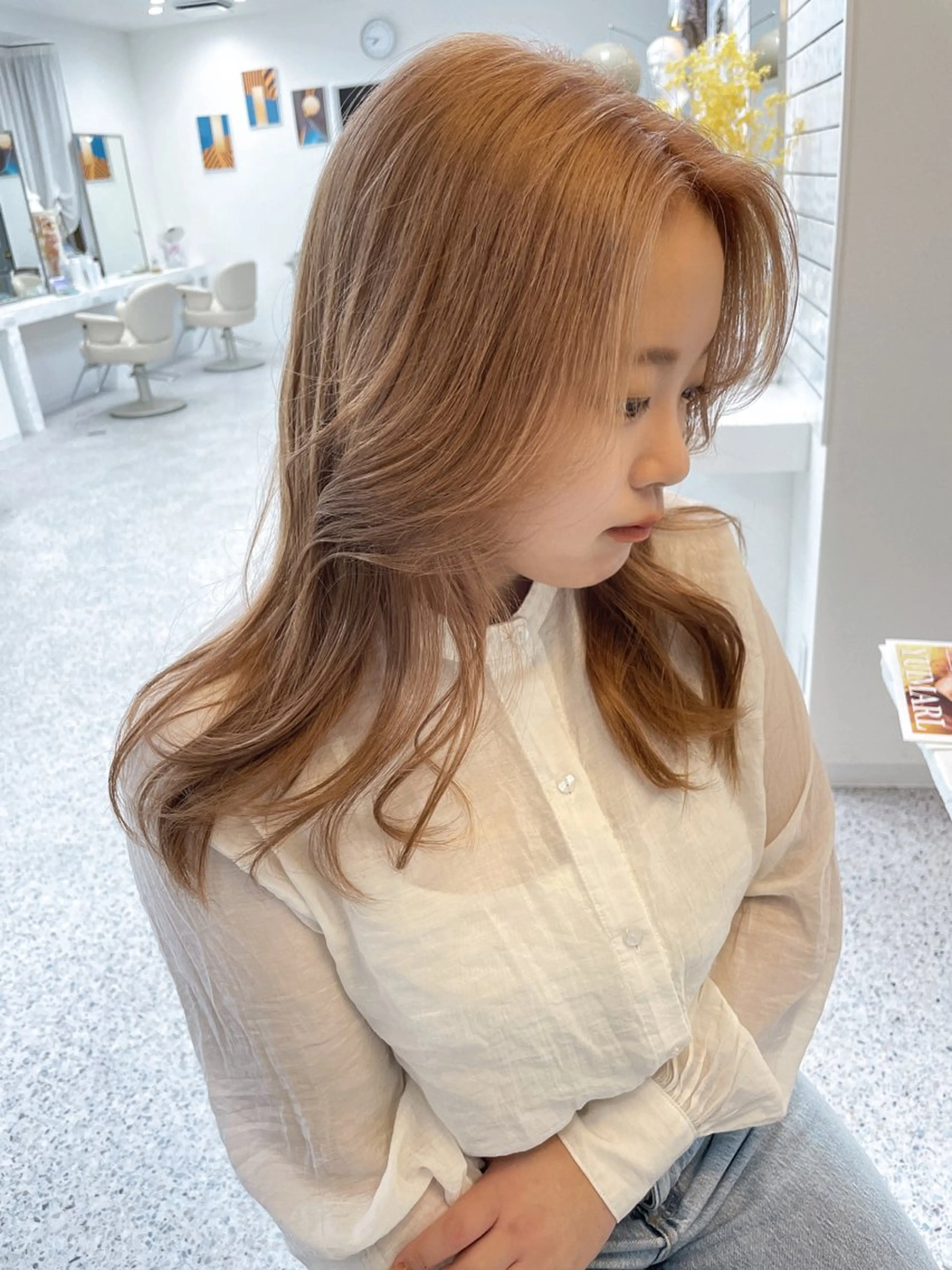 ロング カラー JIEN MIUのヘアスタイル