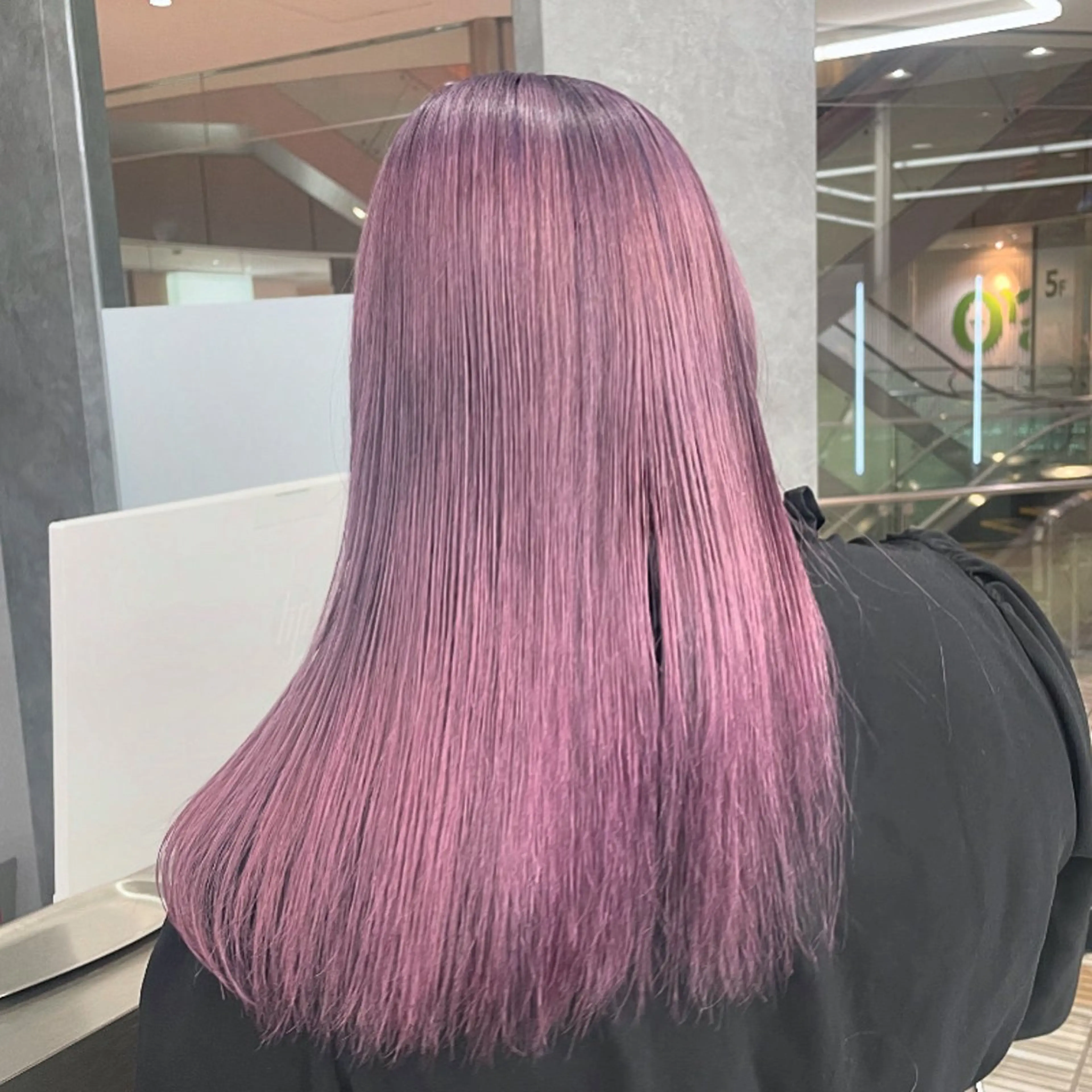 ロング カラー メンズウルフ🐺♡ ピンク♡ヘアメ🎀のヘアスタイル