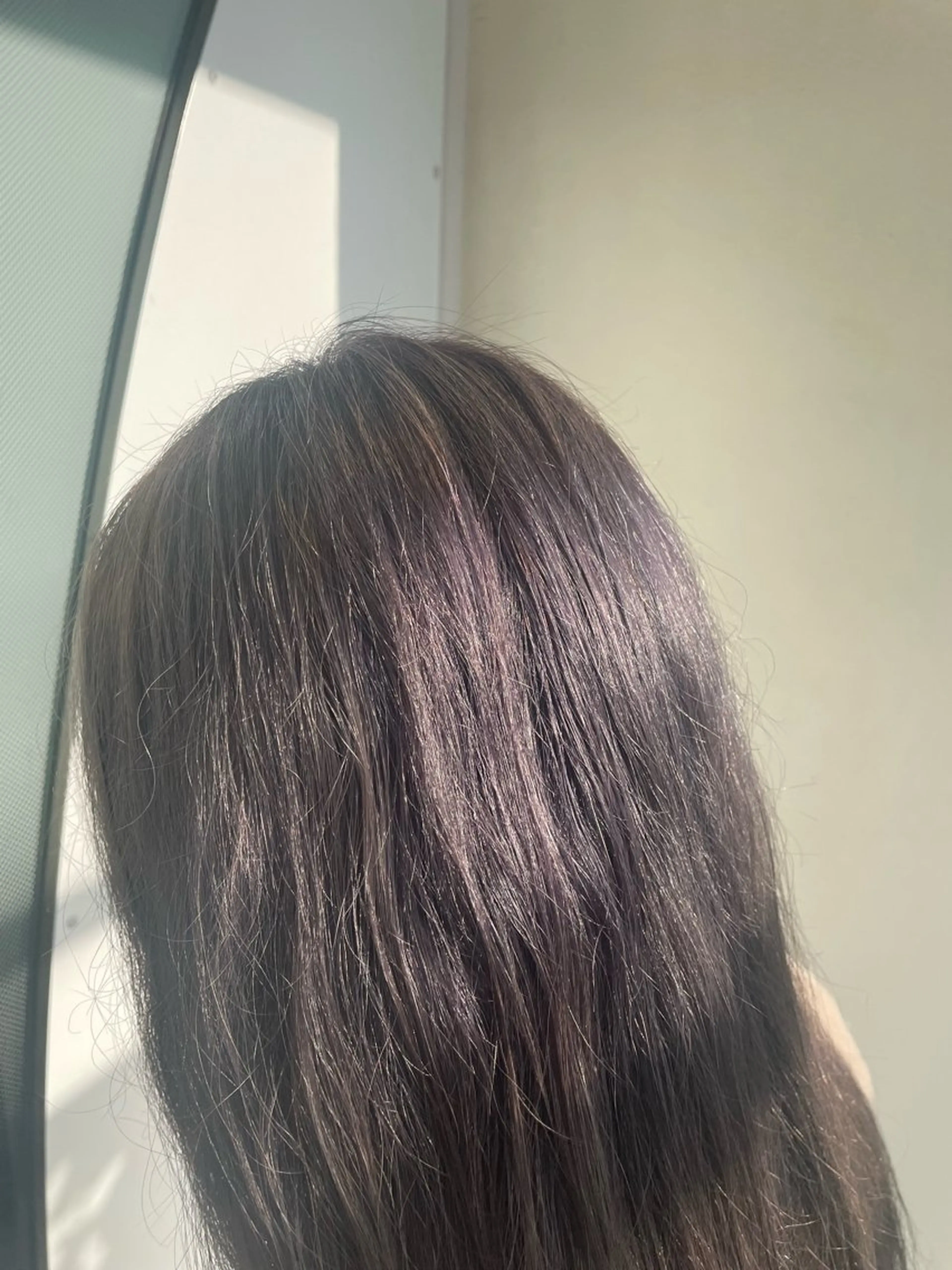 ロング カラー 平 真亜里のヘアスタイル