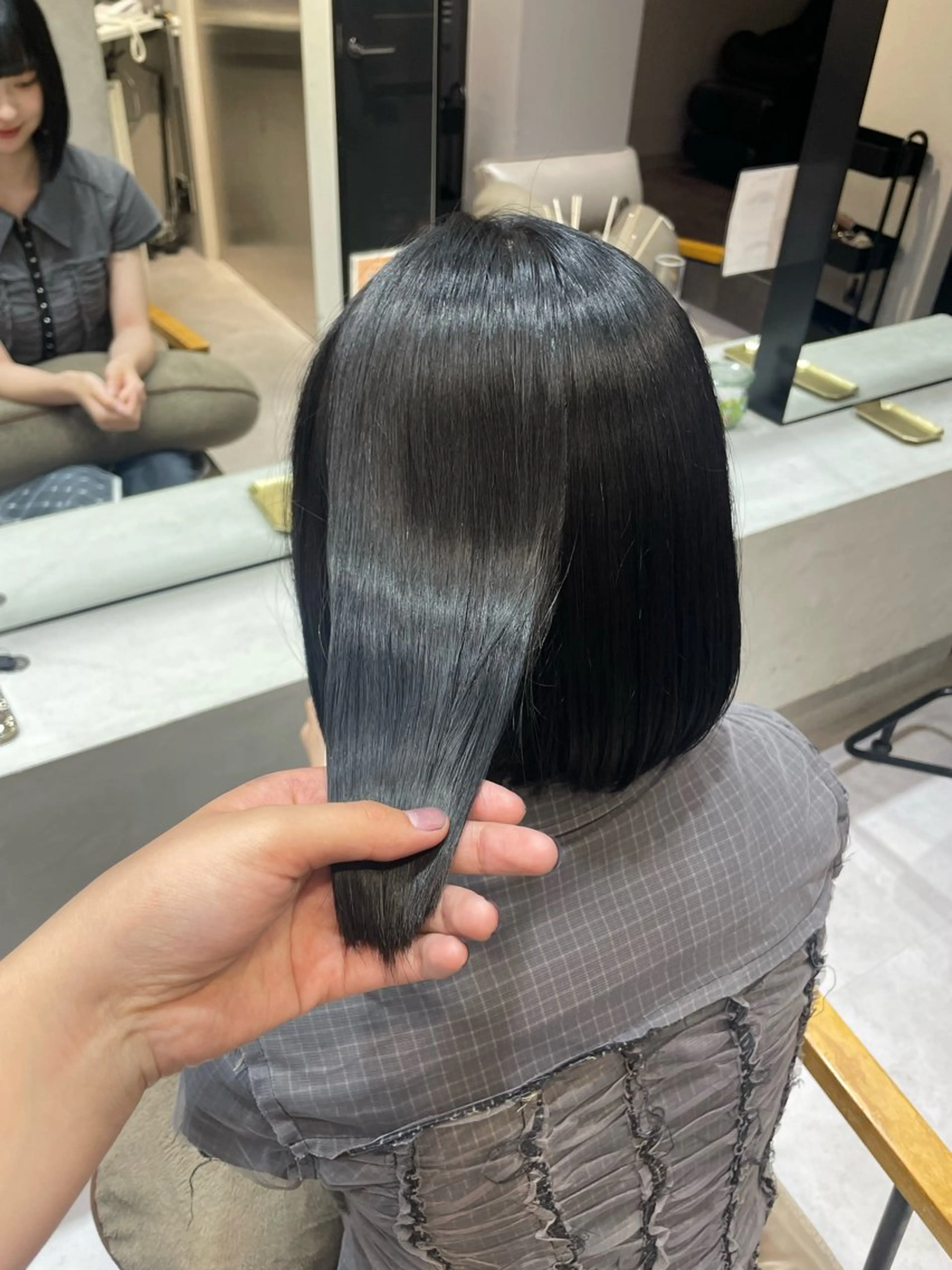 ショート カラー カット特化| 前髪｜みひろのヘアスタイル