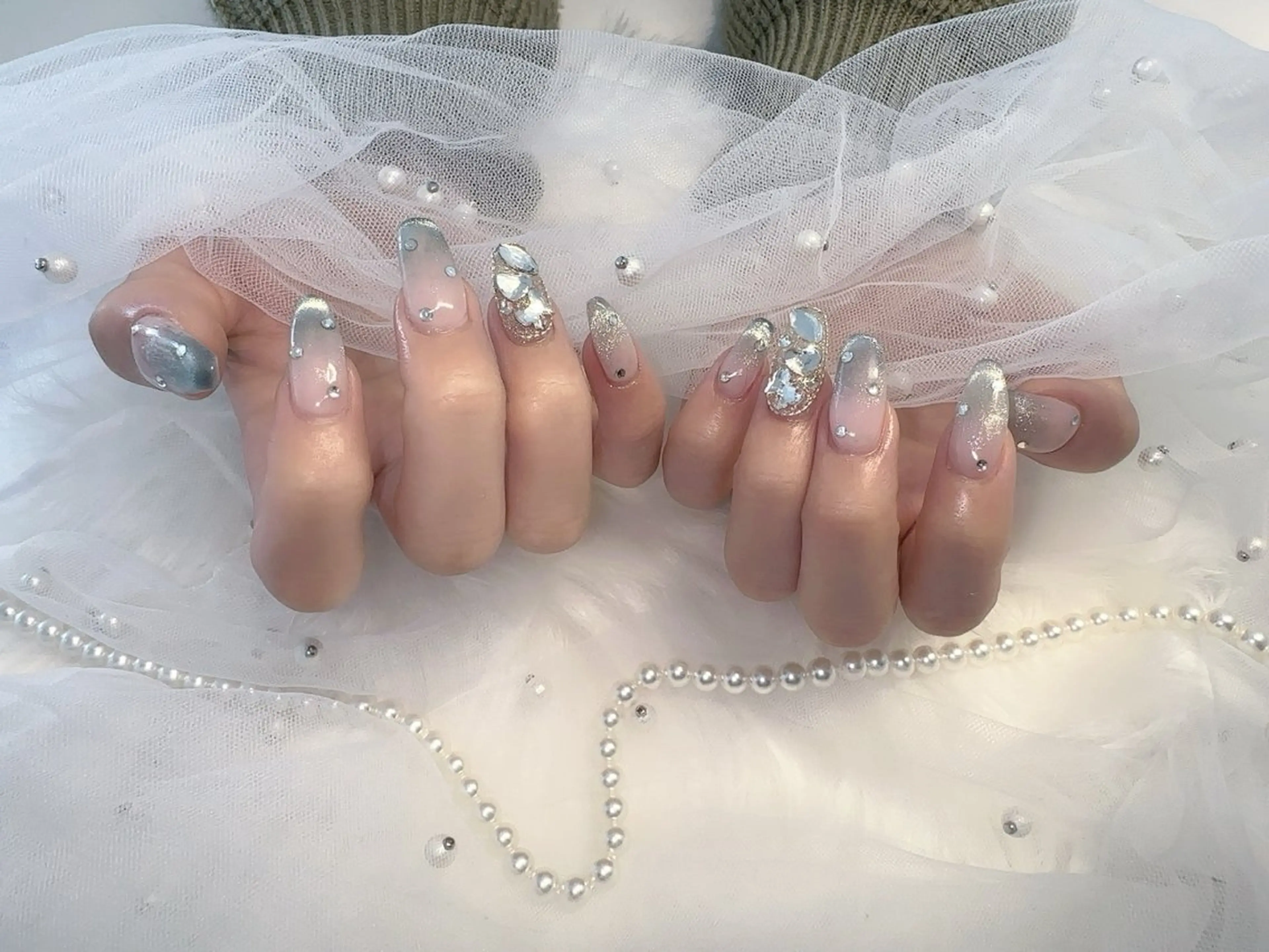 ミディアム AMERI所属・AMERI nail salonのネイルデザイン