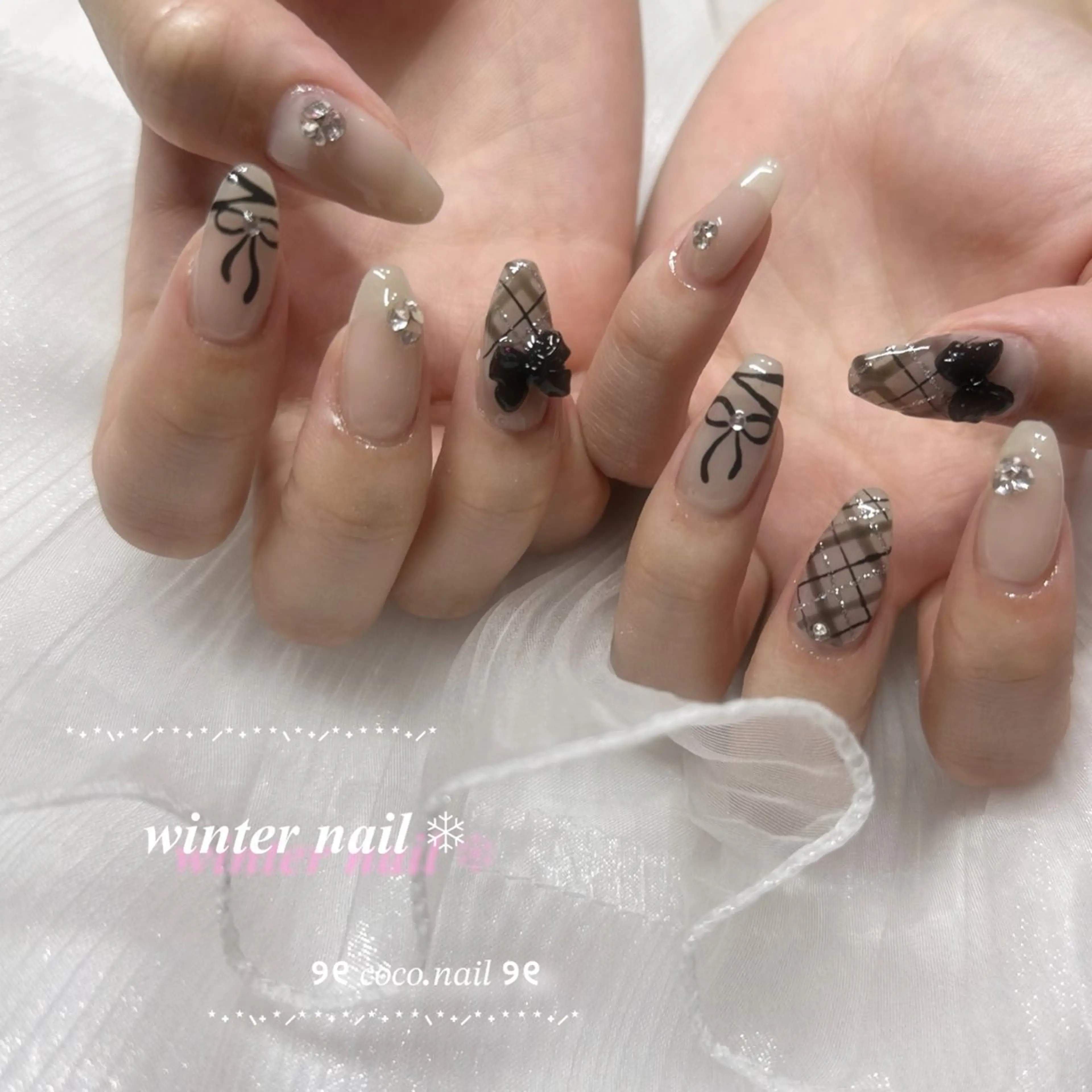 ネイル ハンドネイル フットネイル lili.nail y2k/ワンホンのネイルデザイン