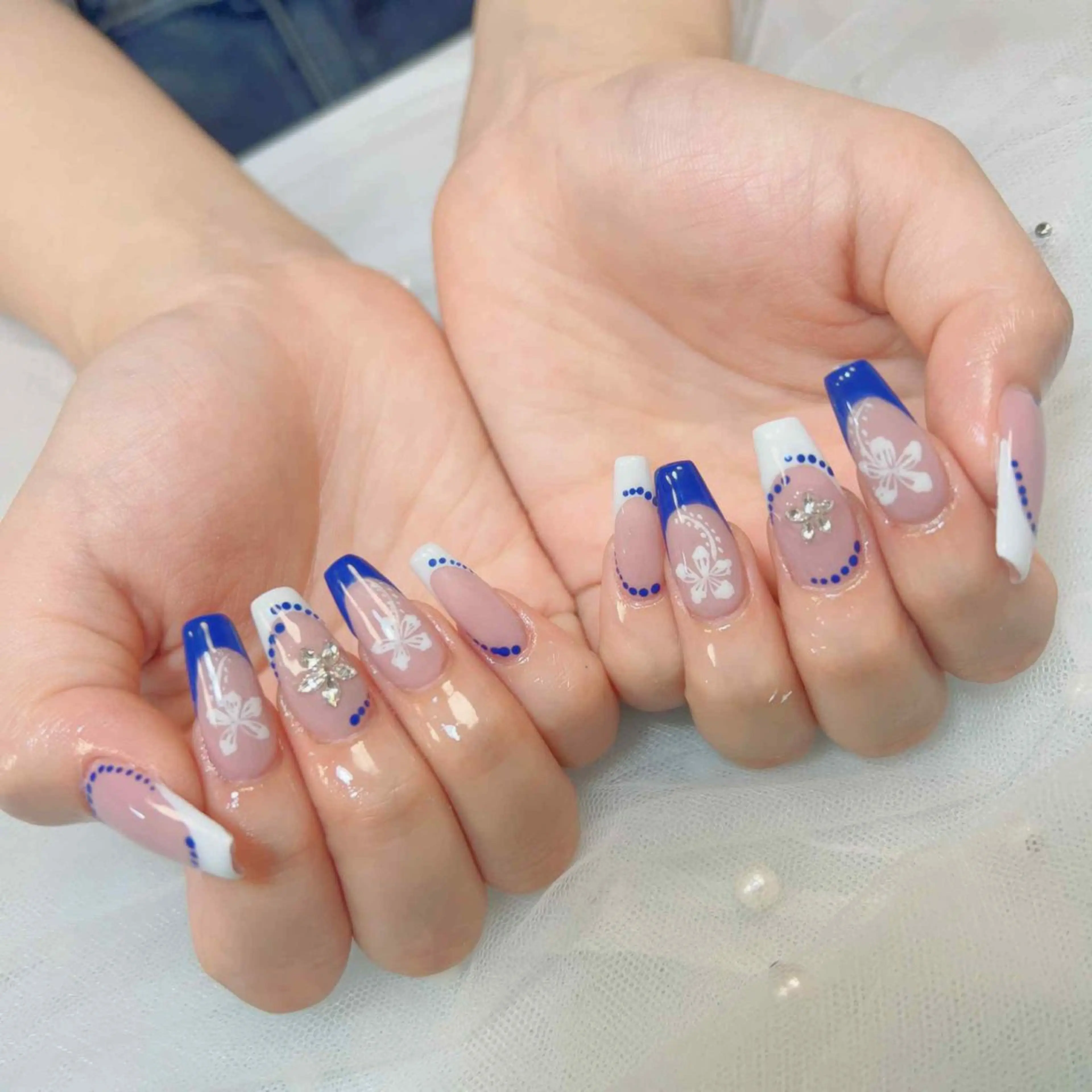 ネイル ハンドネイル MiO Nailのネイルデザイン