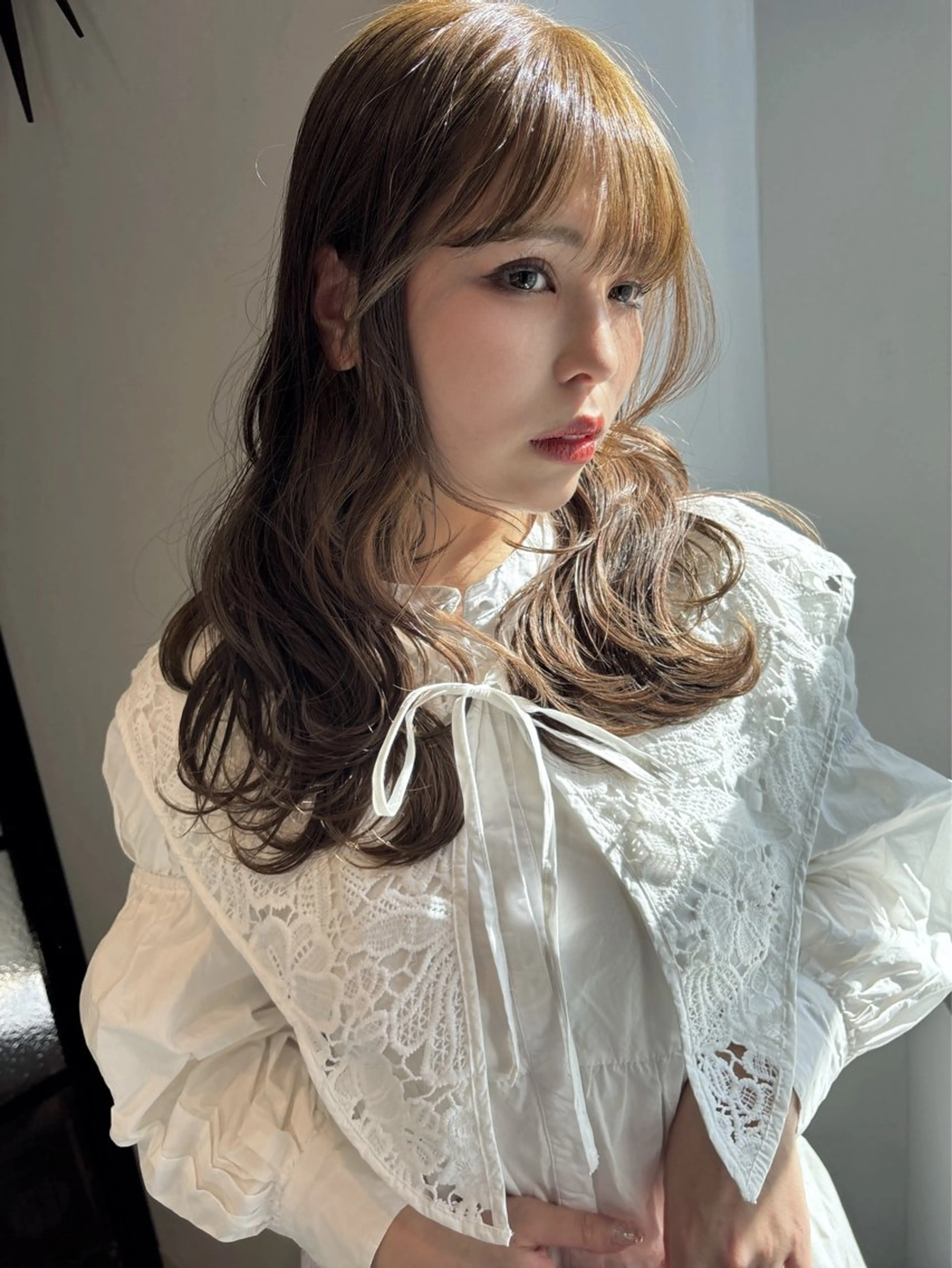 ロング カラー ベージュカラー カット ヘアカラー トリートメント レイヤーカット /透明感/千葉怜寿のヘアスタイル