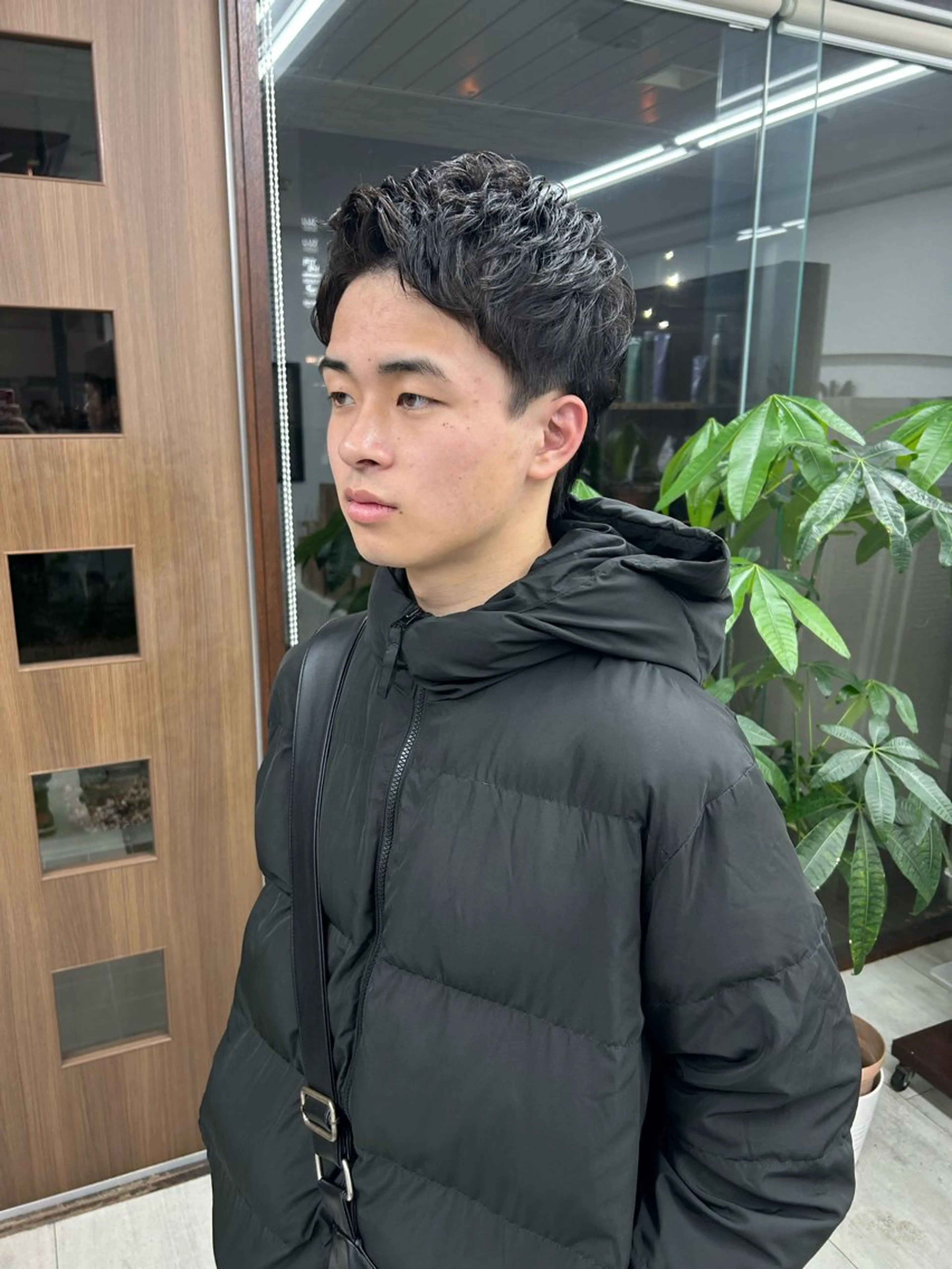 ショート パーマ メンズ メンズパーマ ショートヘア ニュアンスパーマ カット パーマ トレンドメンズパーマ /タカシマダイスケのヘアスタイル