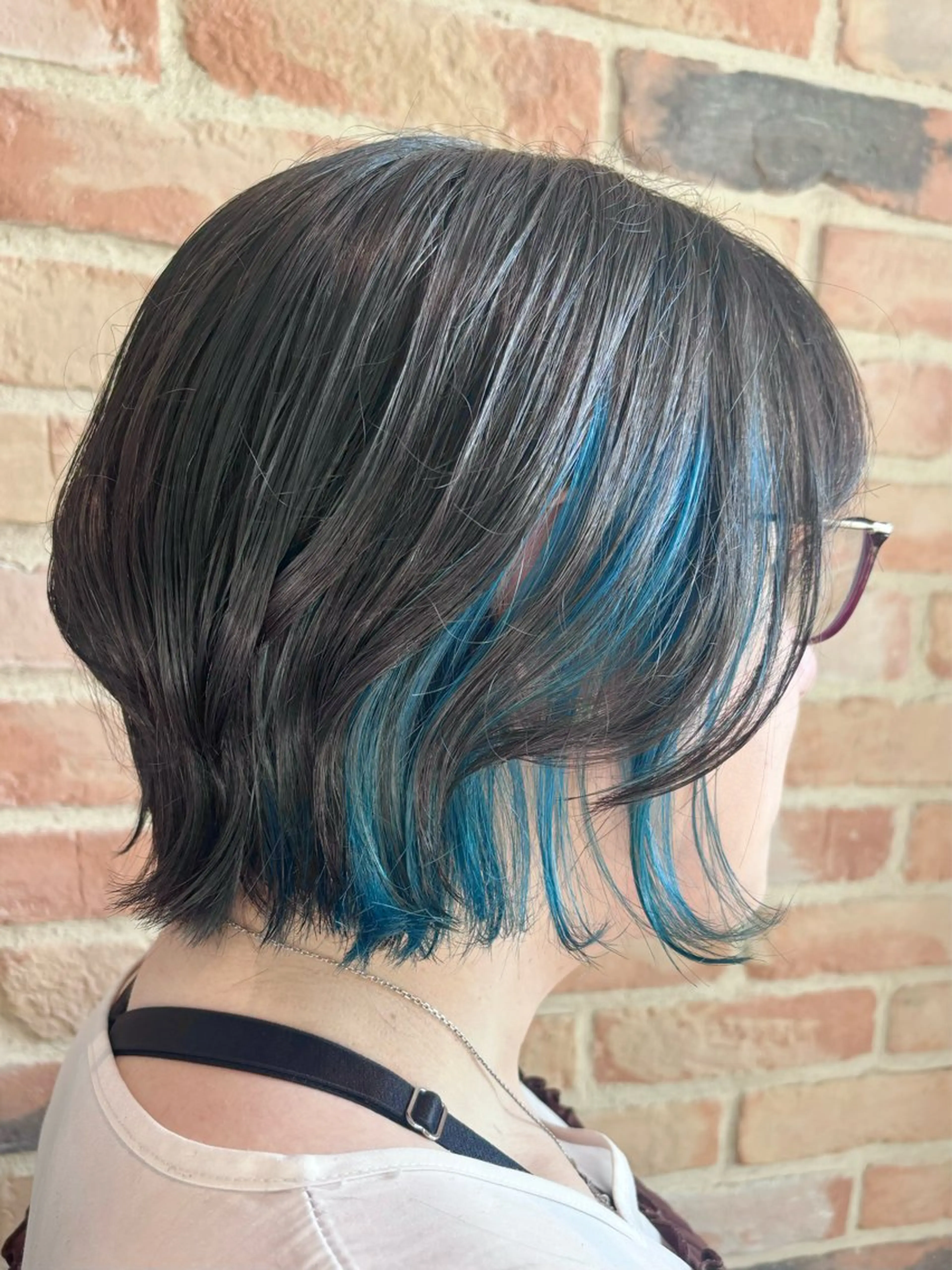 ショート カラー 古川 琴美のヘアスタイル