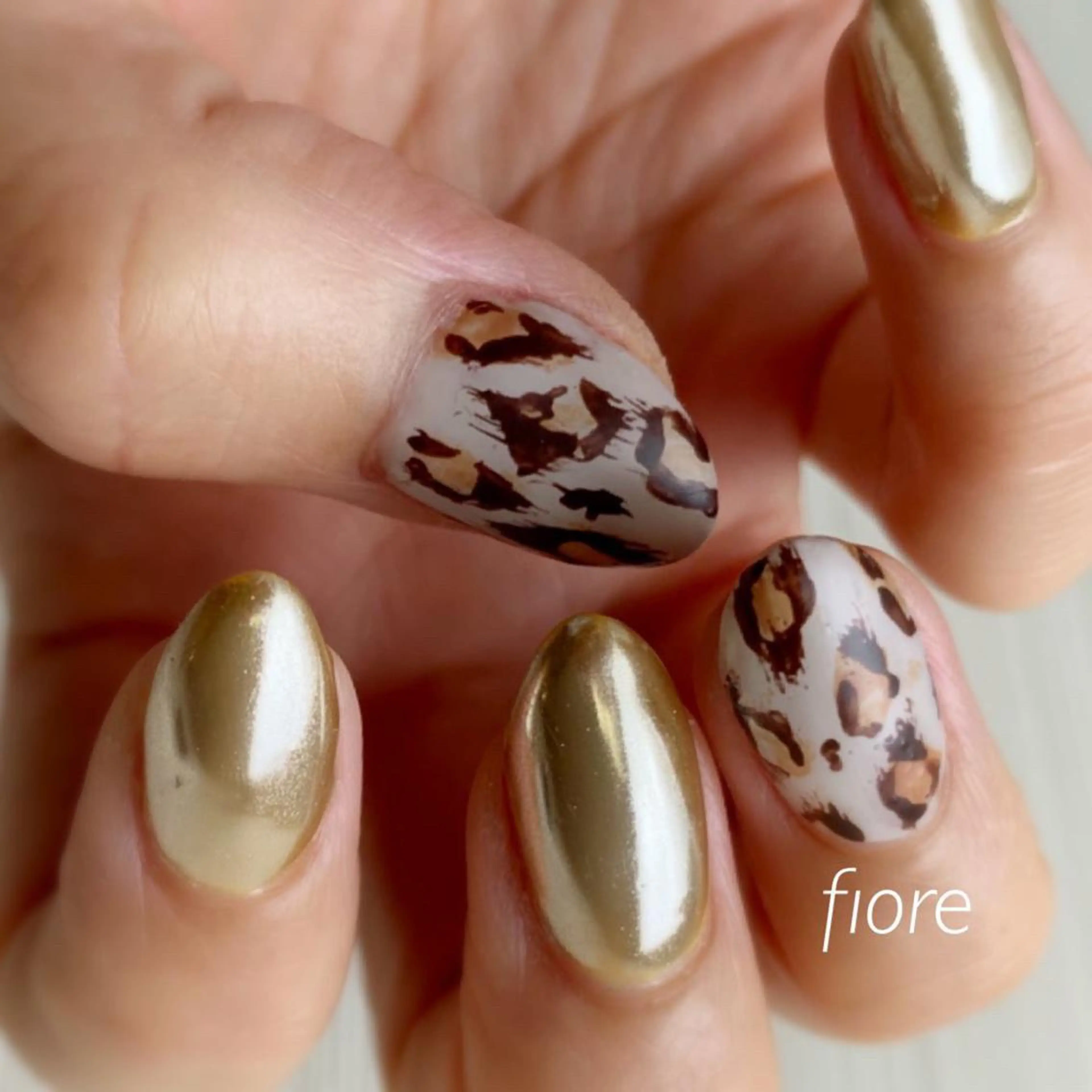 ネイル アニマル柄 マットネイル ミラーネイル フィオーレ fiore所属・fiore みゆきのネイルデザイン