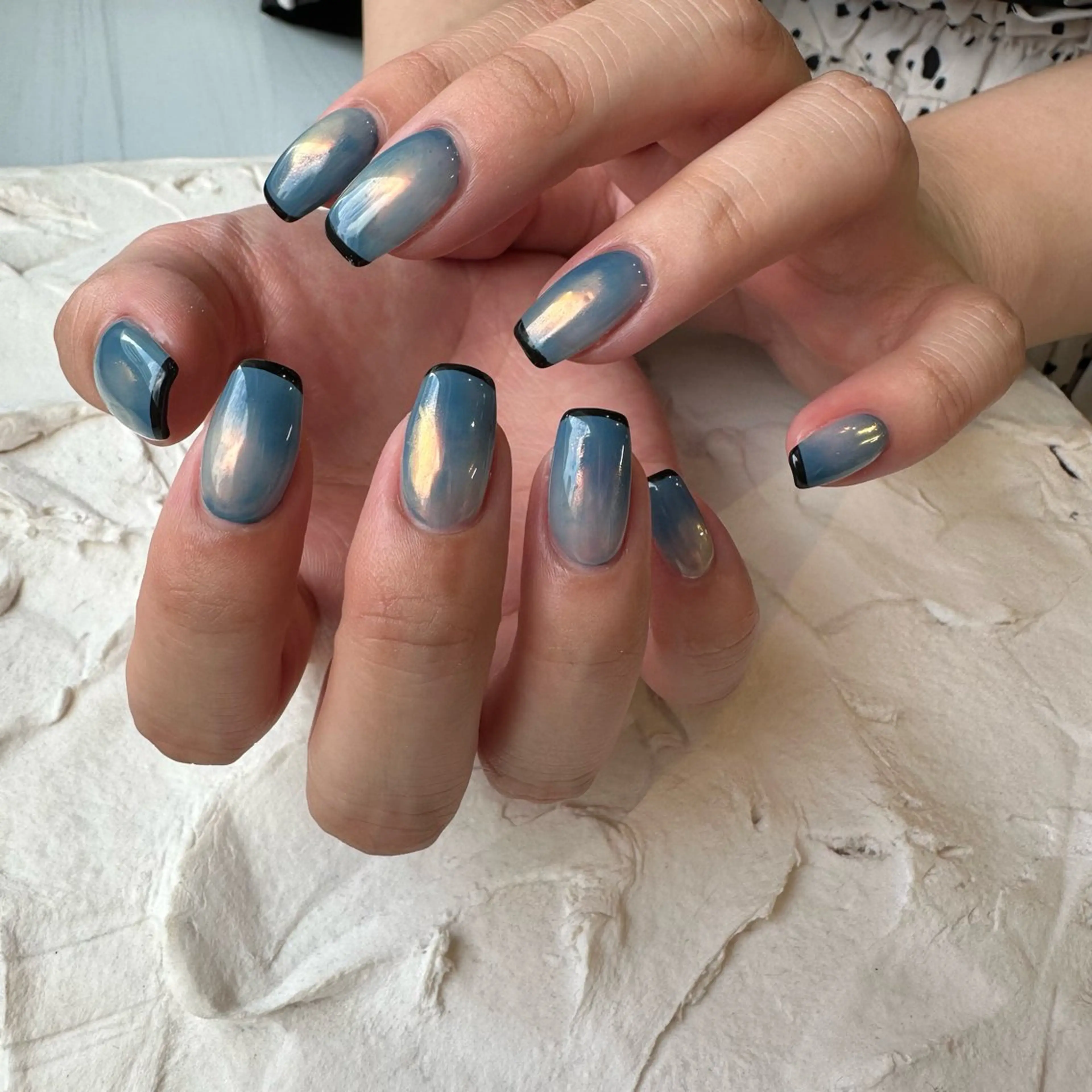 ネイル マグネットネイル ニュアンスネイル ハンドネイル Natsuko 🐥のネイルデザイン