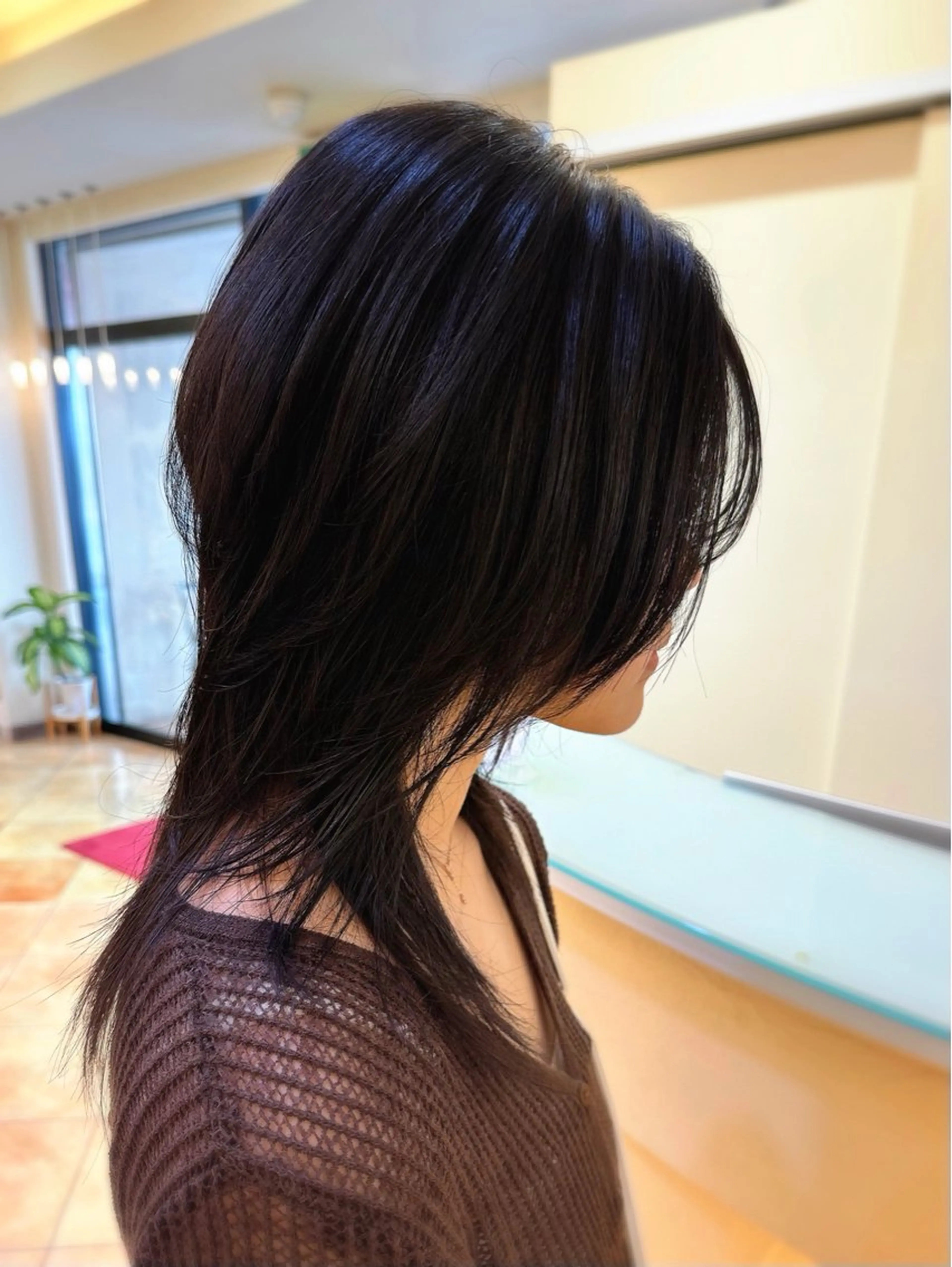 セミロング ハッシュカット 髪質改善 トリートメント カット トリートメント デザインレイヤー💗 木村実樹のヘアスタイル