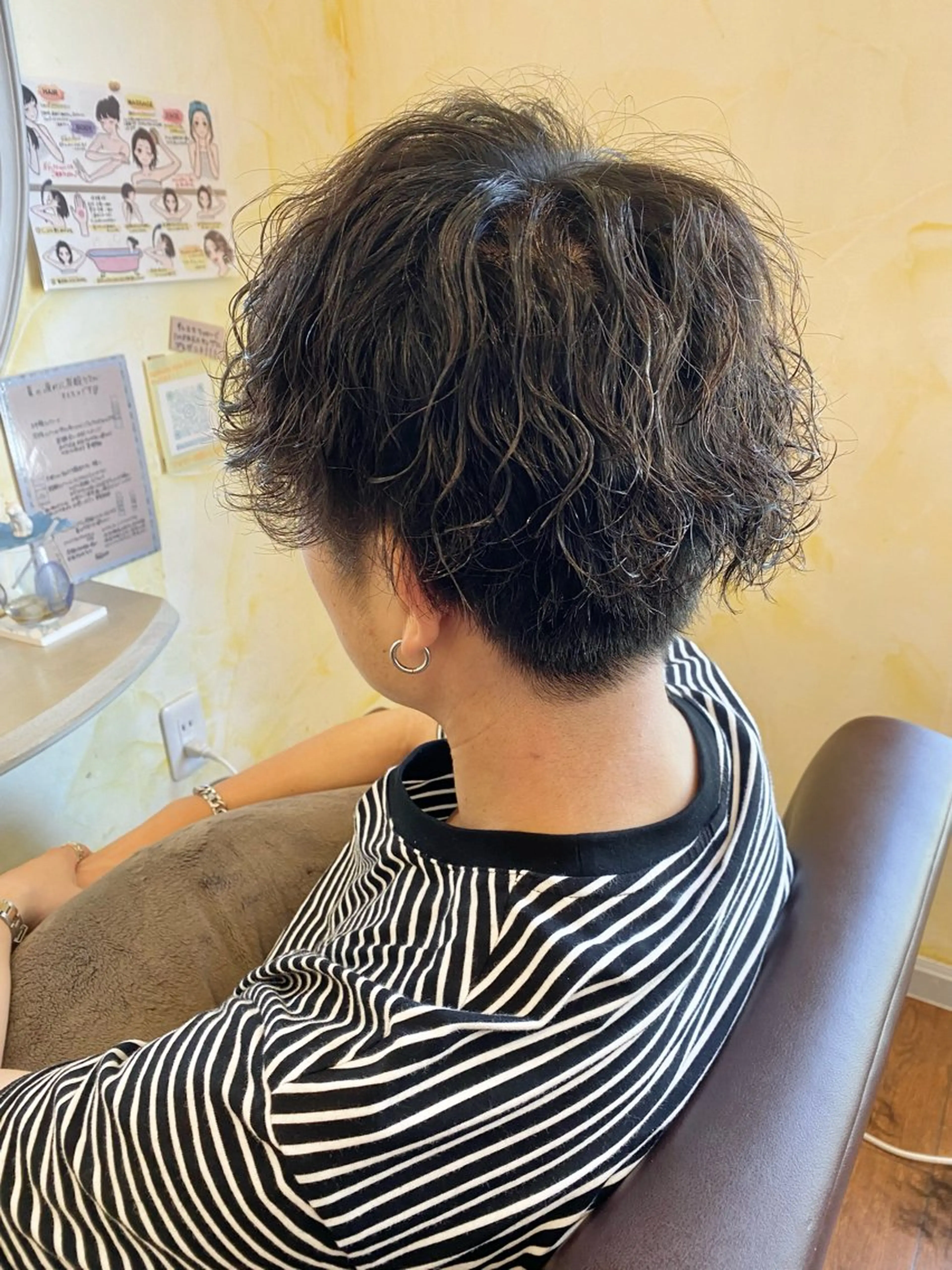 ショート パーマ メンズ メンズパーマ 波巻きパーマ カット パーマ 吉長 彩香のヘアスタイル