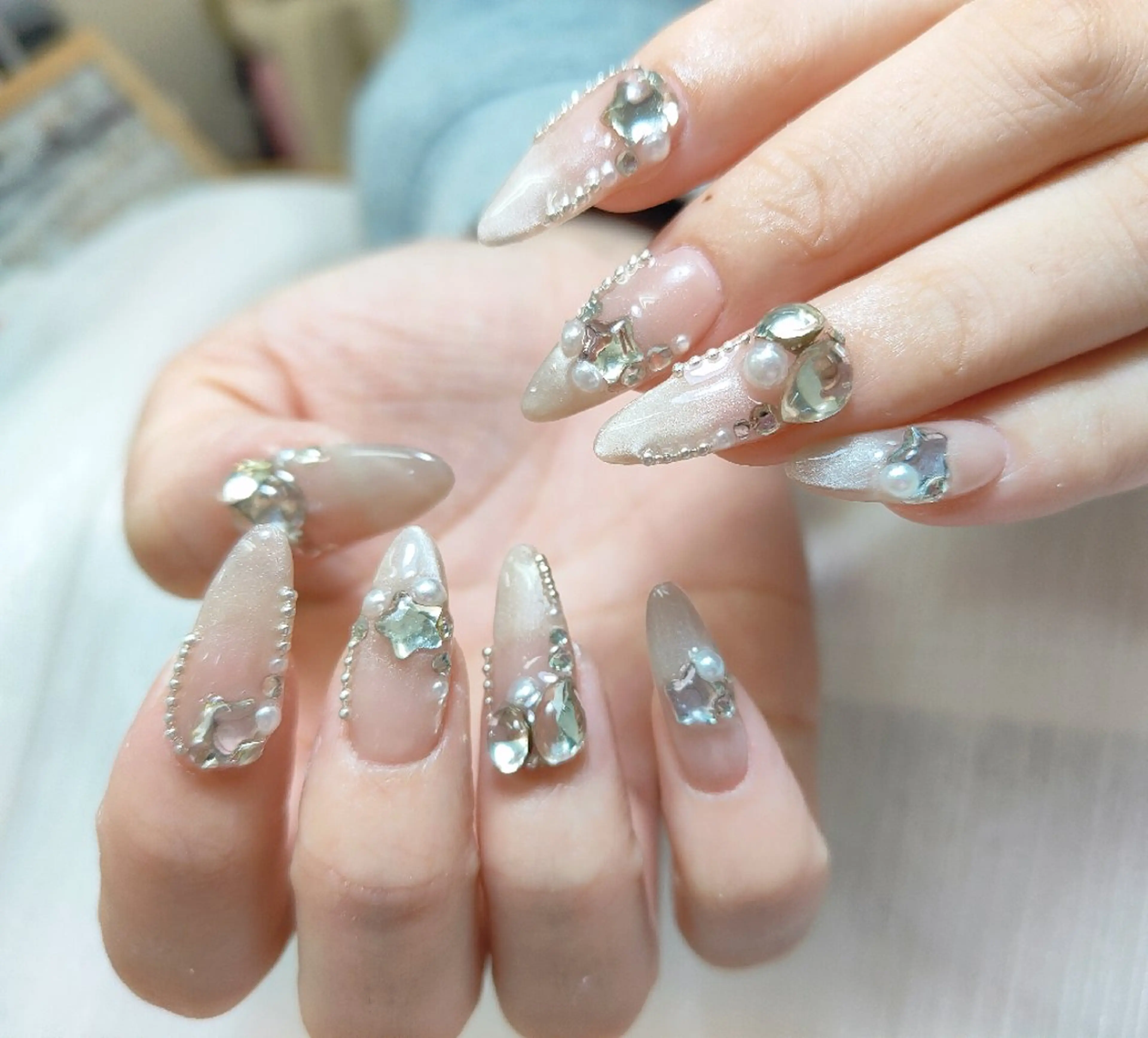 ネイル 鈴木 彩星のネイルデザイン