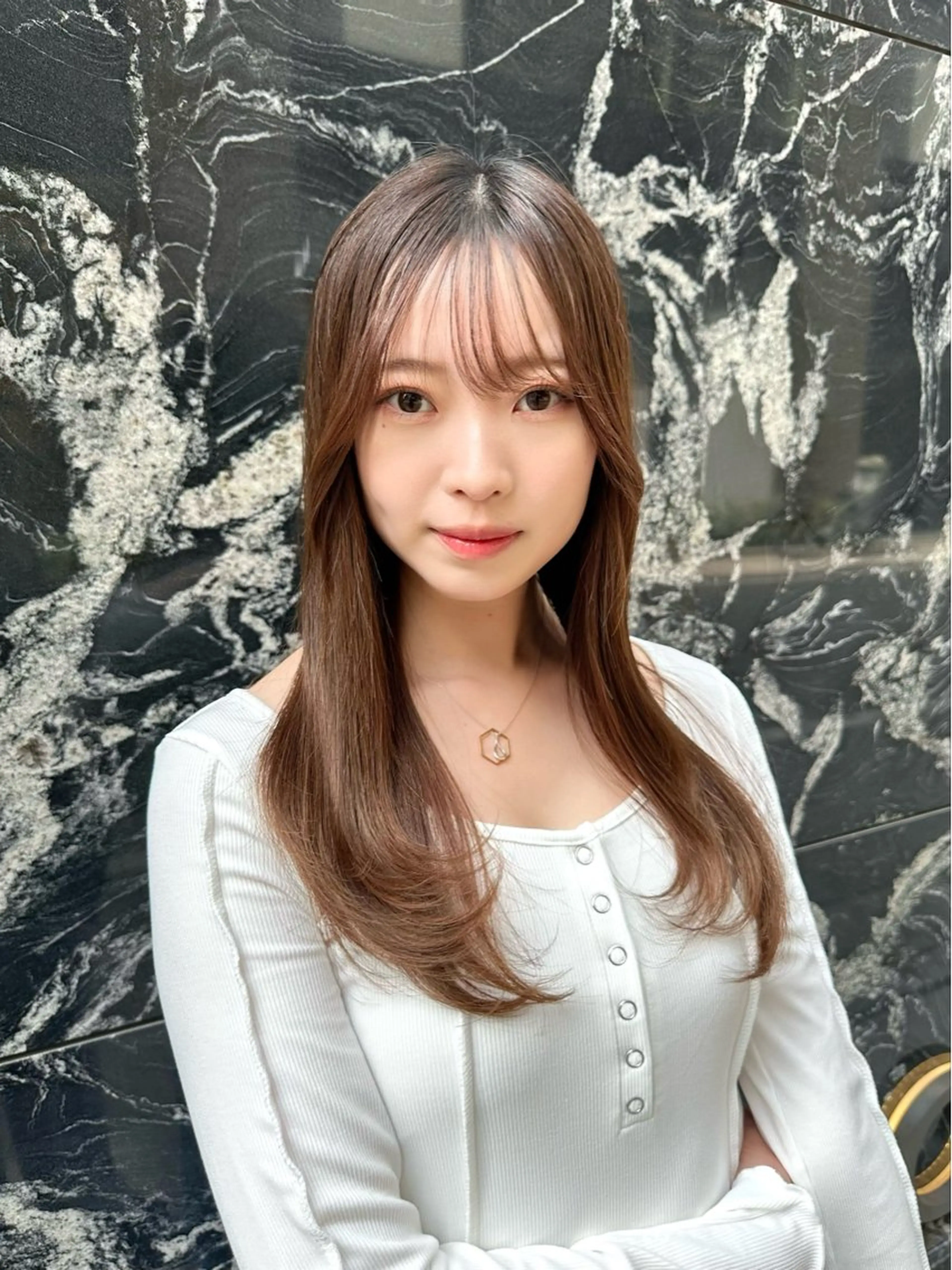 ロング カラー カット ヘアカラー トリートメント レイヤー 顔周り グレージュ/添田晃基のヘアスタイル