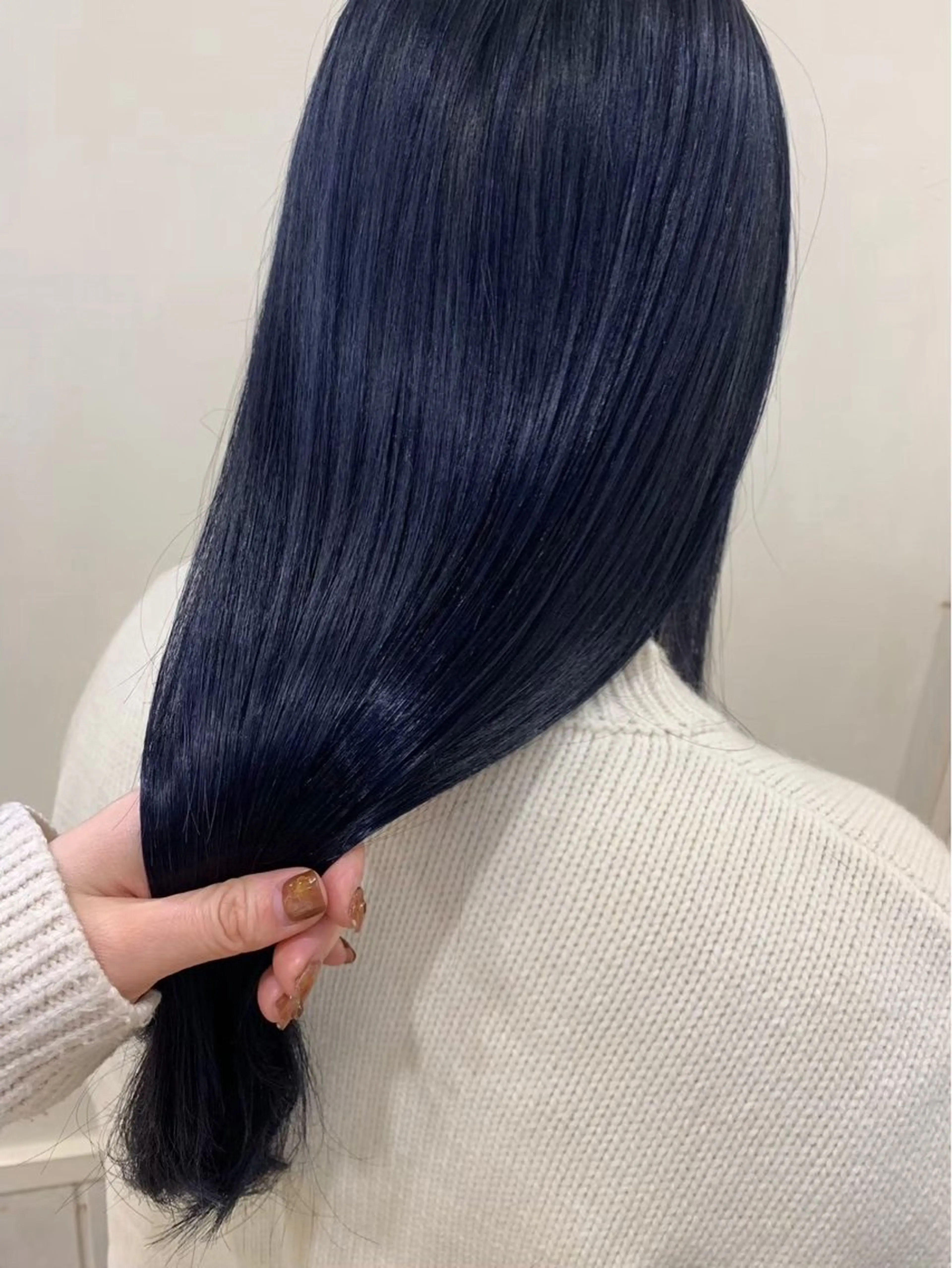 カラー ウルフレイヤー🐺 ヒナ🩶のヘアスタイル