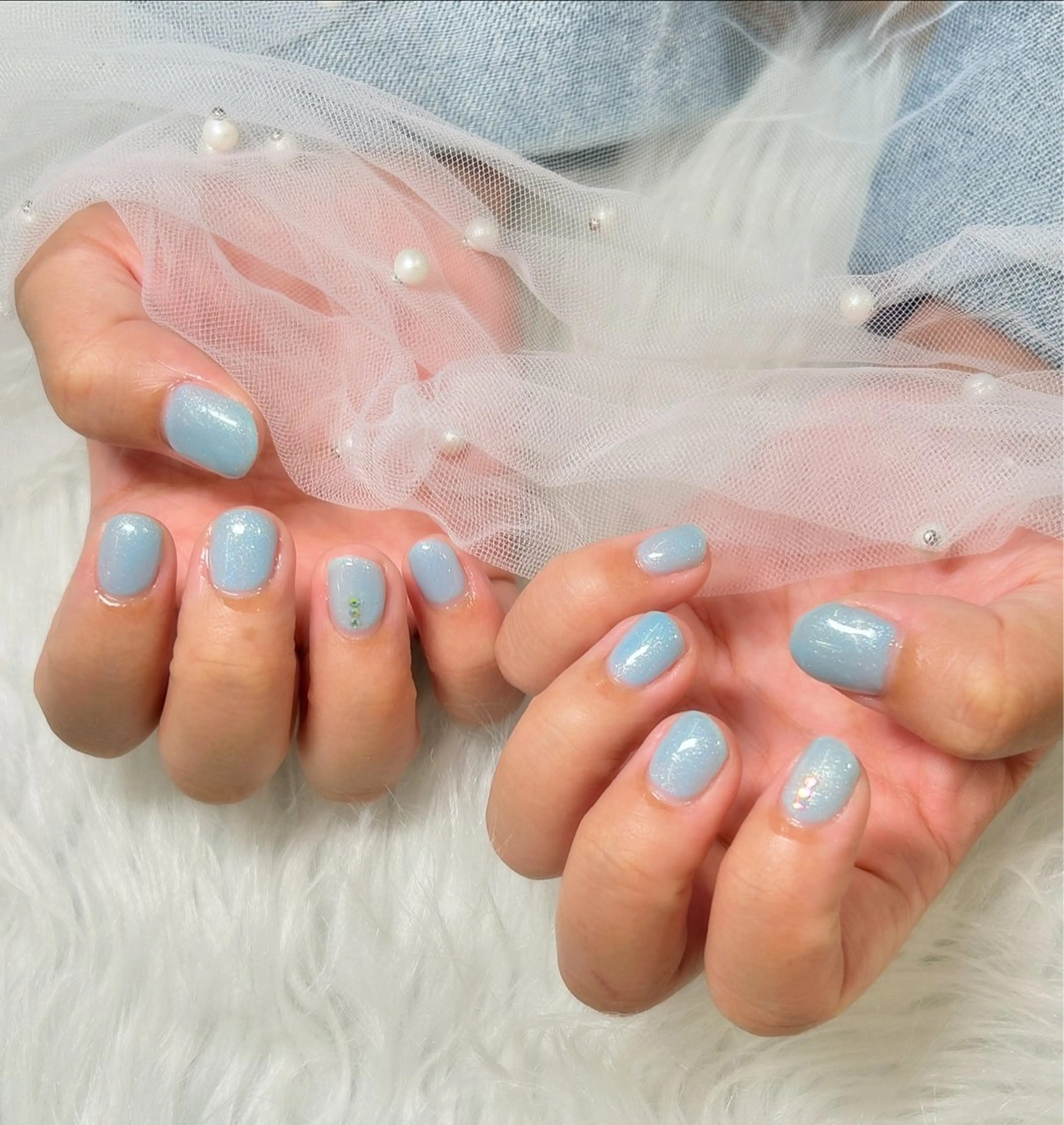 ※Jrネイリスト施術【ハンド】ワンカラーorラメグラネイル＋パーツ☆オフ無しの写真