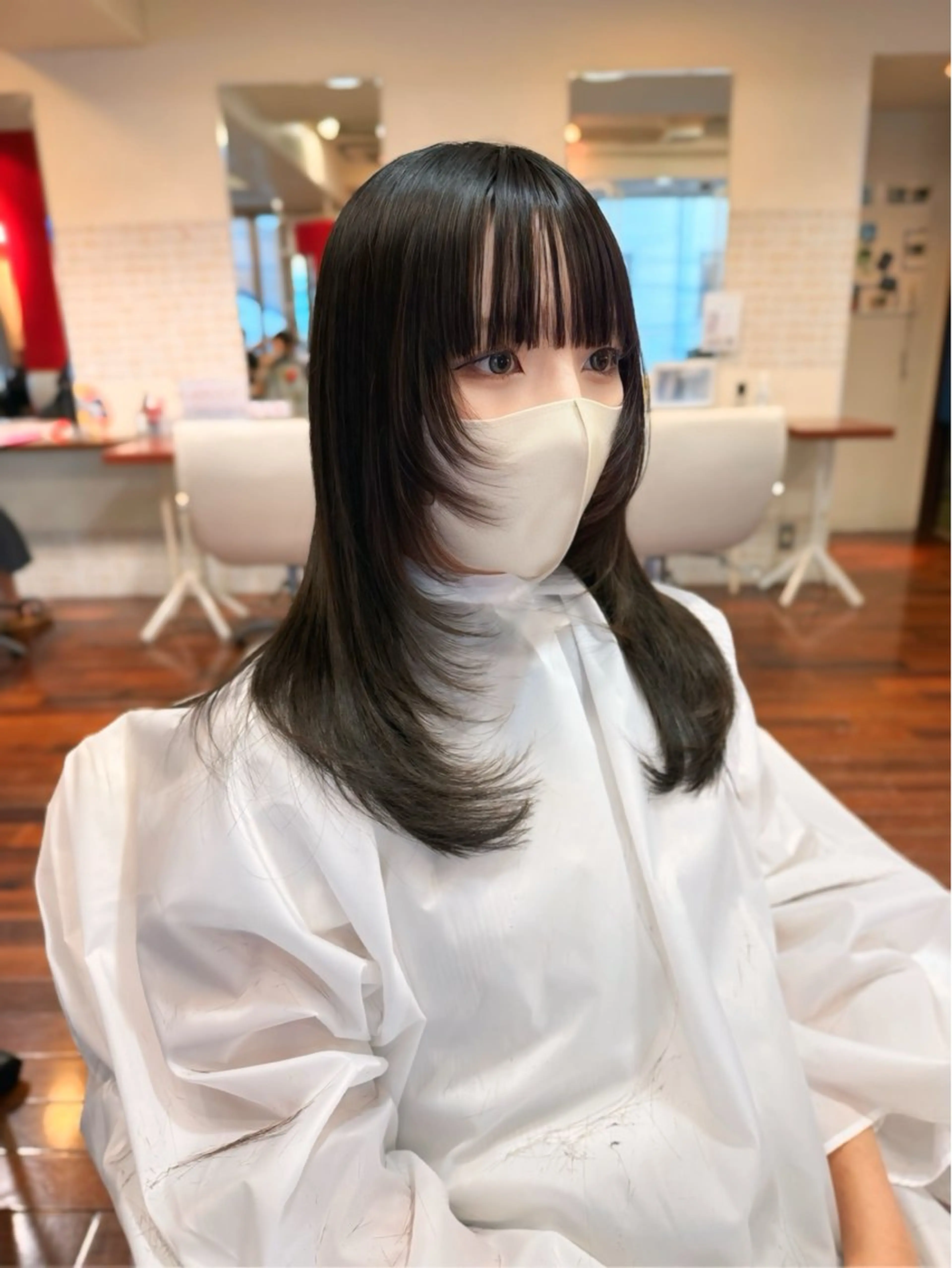ロング レイヤーカット 酸性ストレート カット 縮毛矯正 トリートメント yossy/パーマ/ 髪質改善/ ブリーチのヘアスタイル