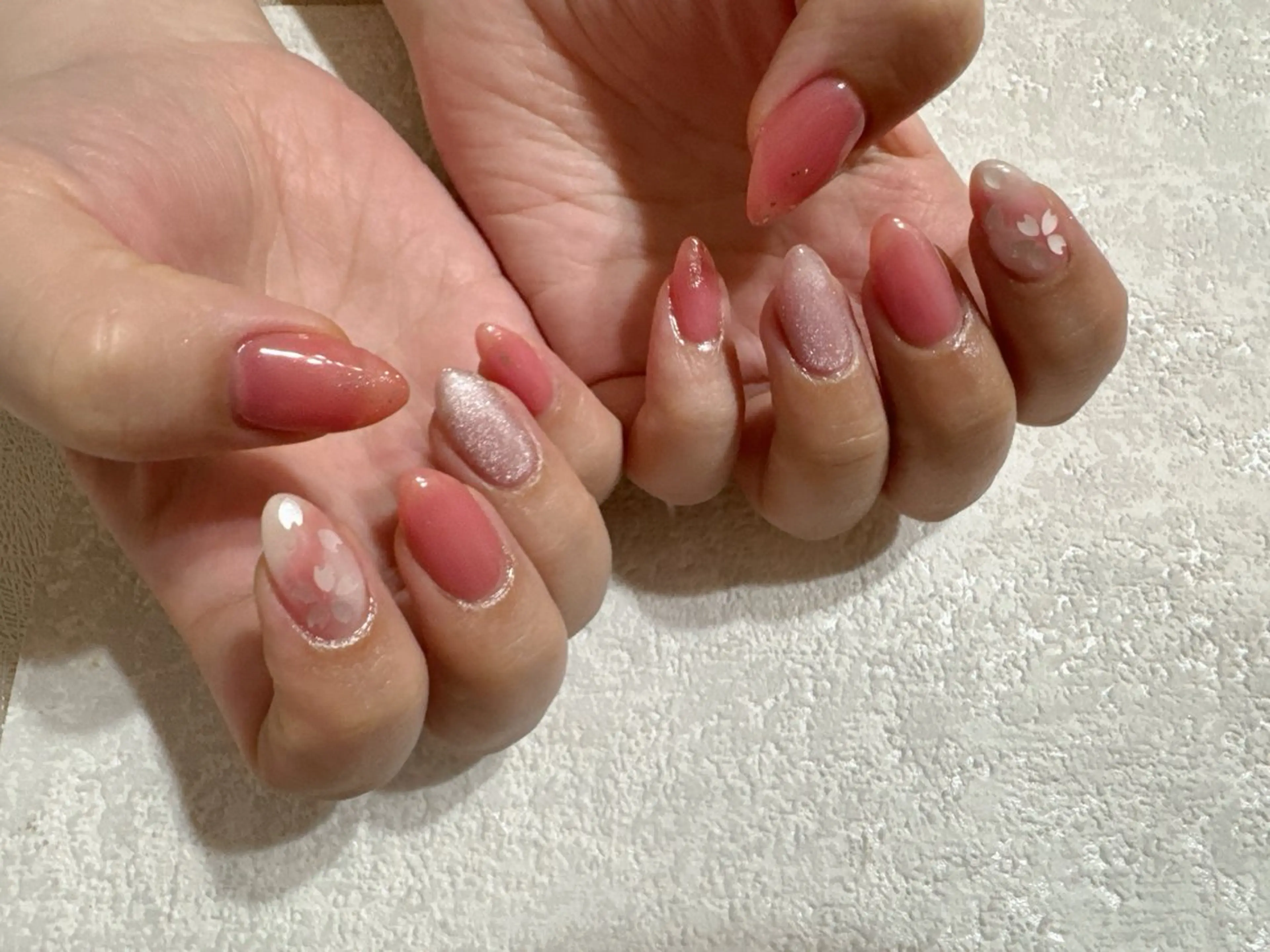 ネイル オーロラネイル 桜ネイル フットネイル フレンチネイル ジェルネイル kikinail 溝の口のネイルデザイン