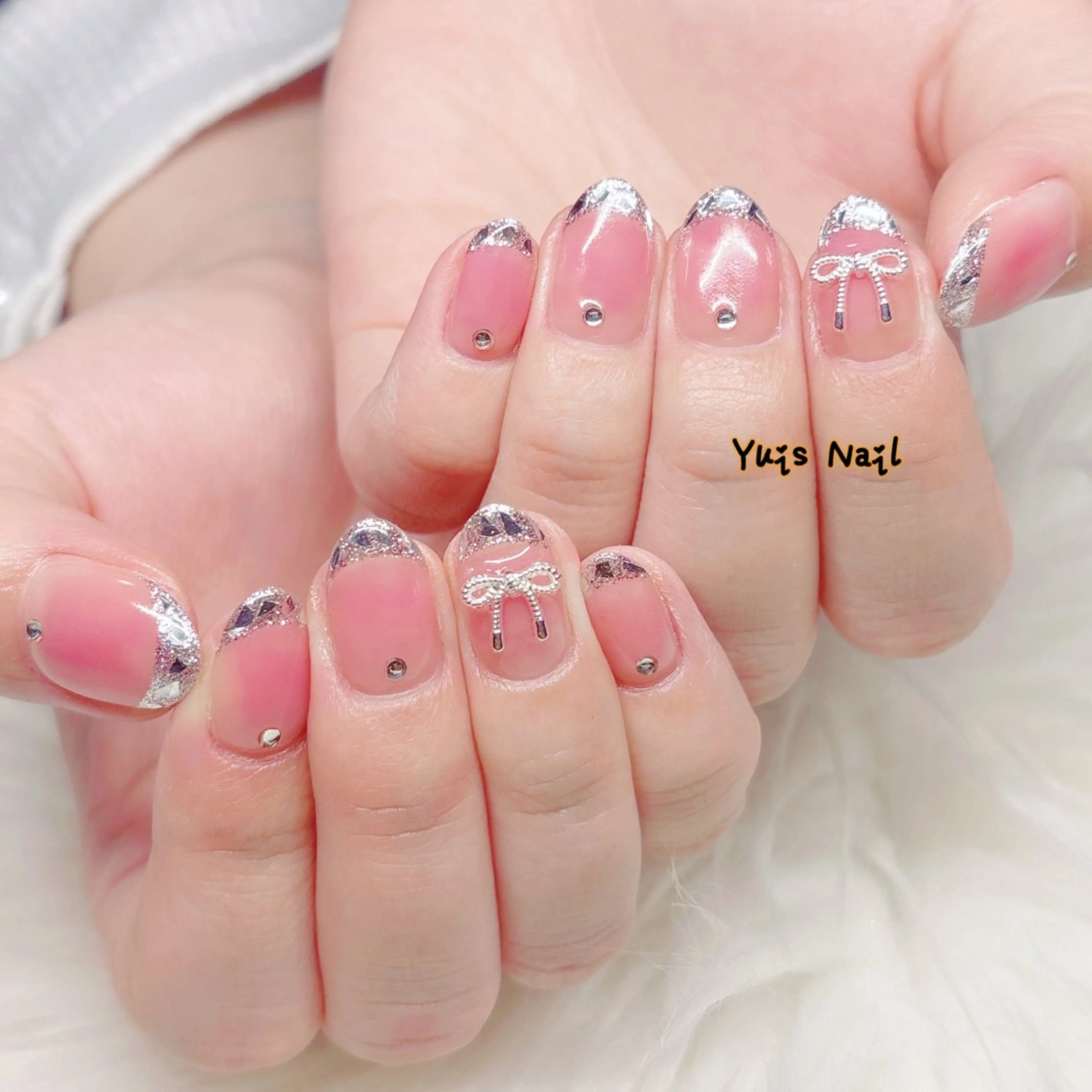 ネイル チークネイル フレンチネイル ガラスフレンチ キラキラネイル 韓国ネイル ハンドネイル Yuis Nailスカルプ専門のネイルデザイン