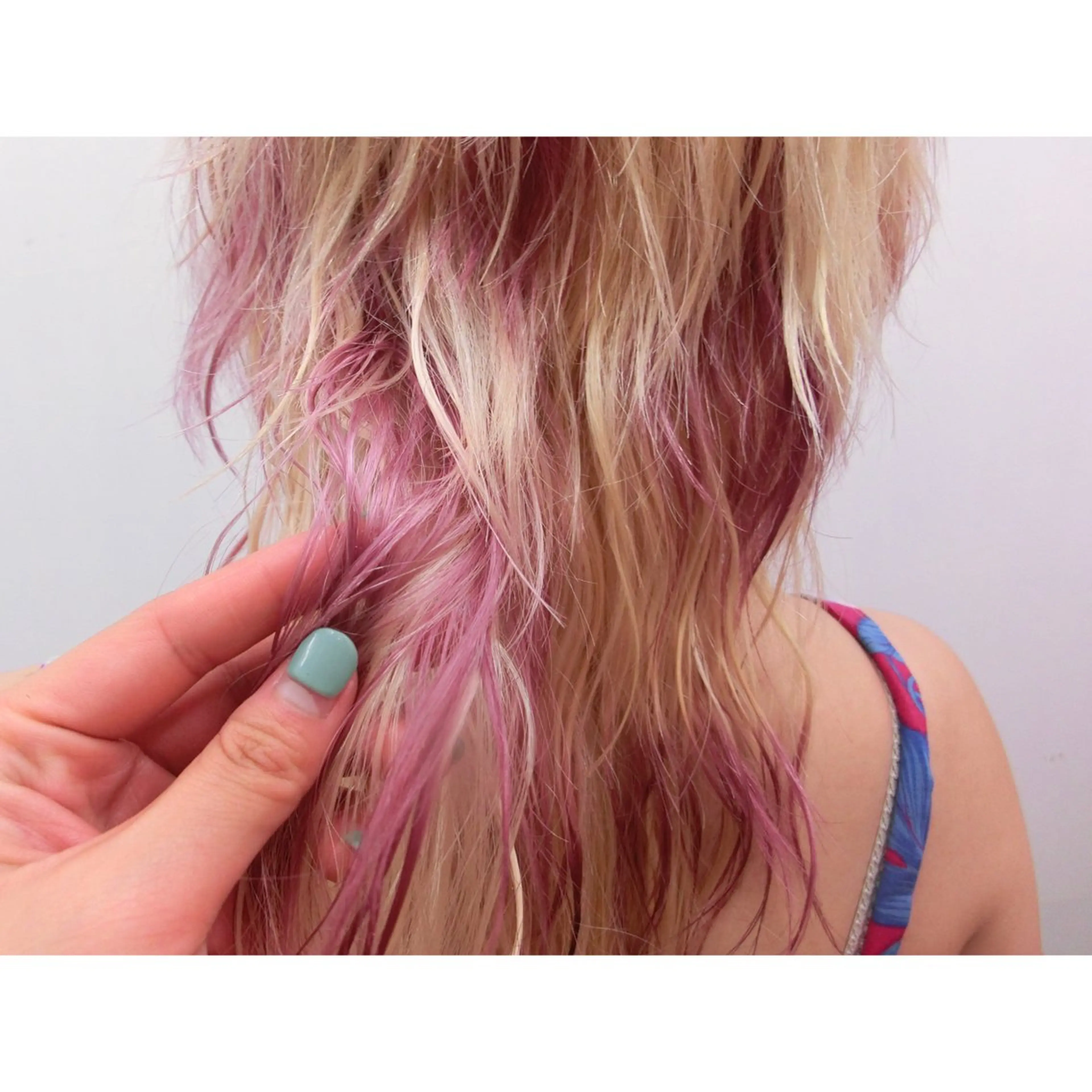 セミロング カラー ヘアカラー トリートメント ヘアセット Kanna 神奈のヘアスタイル