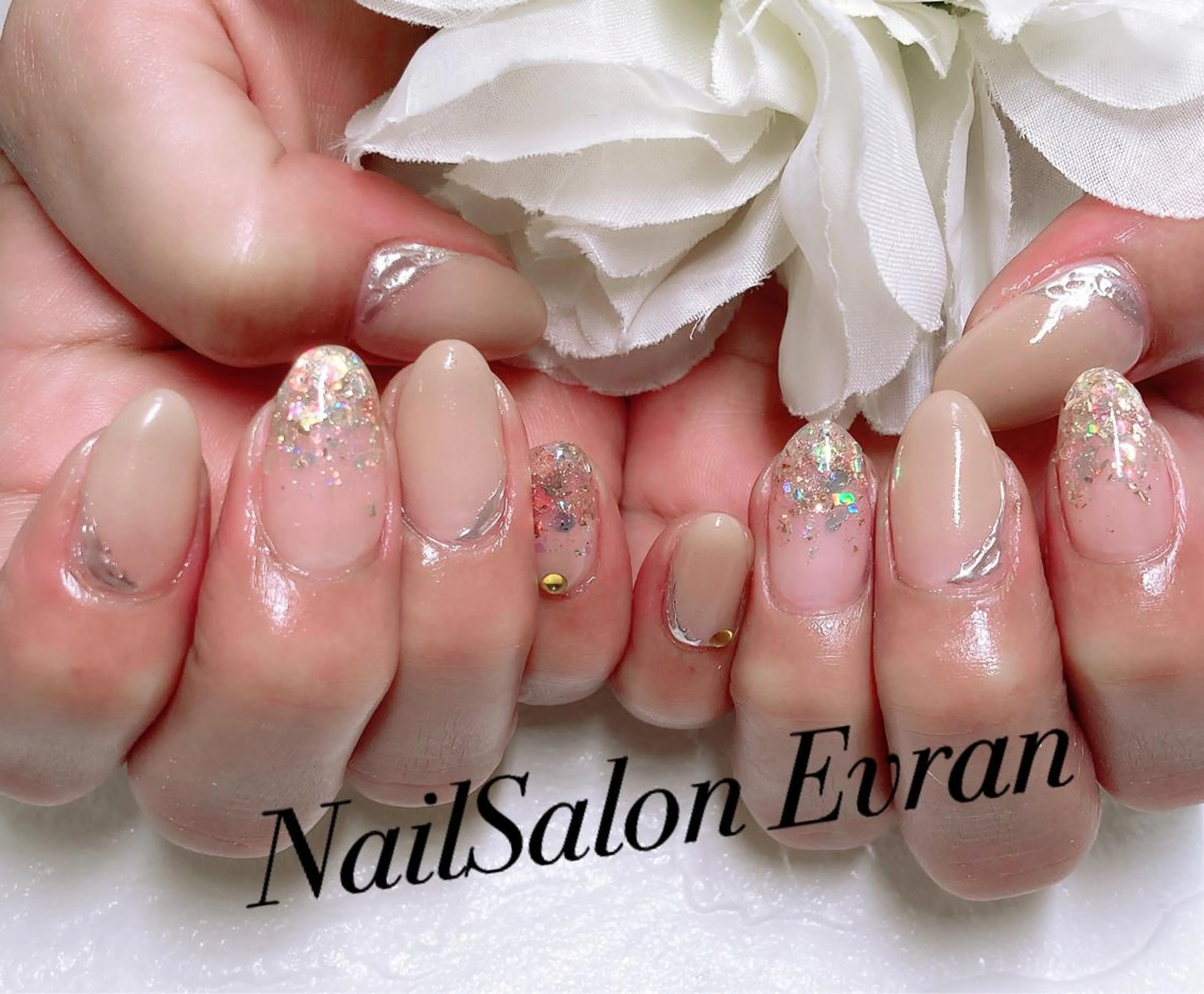 ネイル ニュアンスネイル Nail salon Evranのネイルデザイン