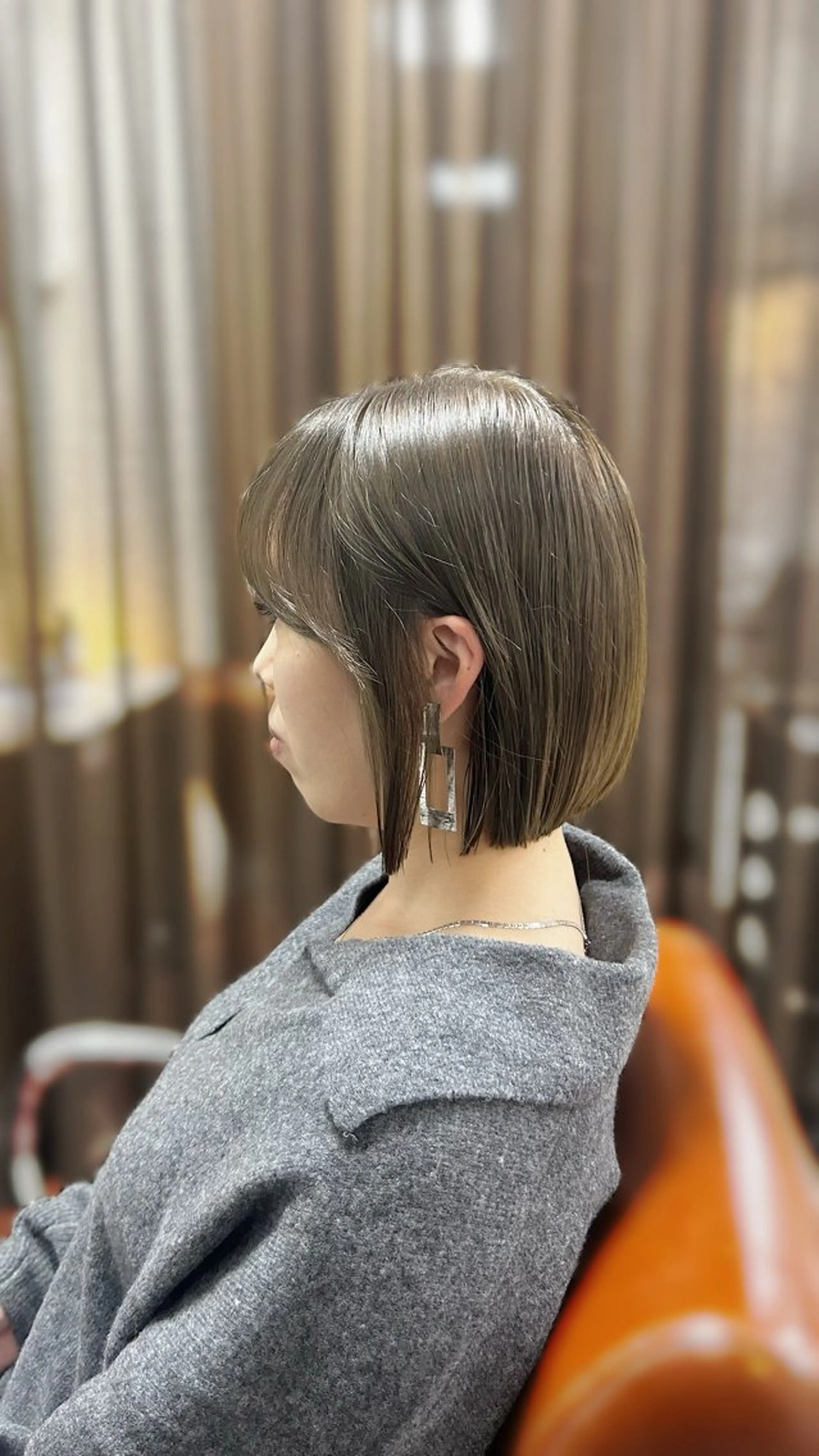 ショート カラー 前下がりボブ ブリーチ ダブルカラー グレージュ ブリーチなしカラー ヘアカラー 大畑 拓翔のヘアスタイル