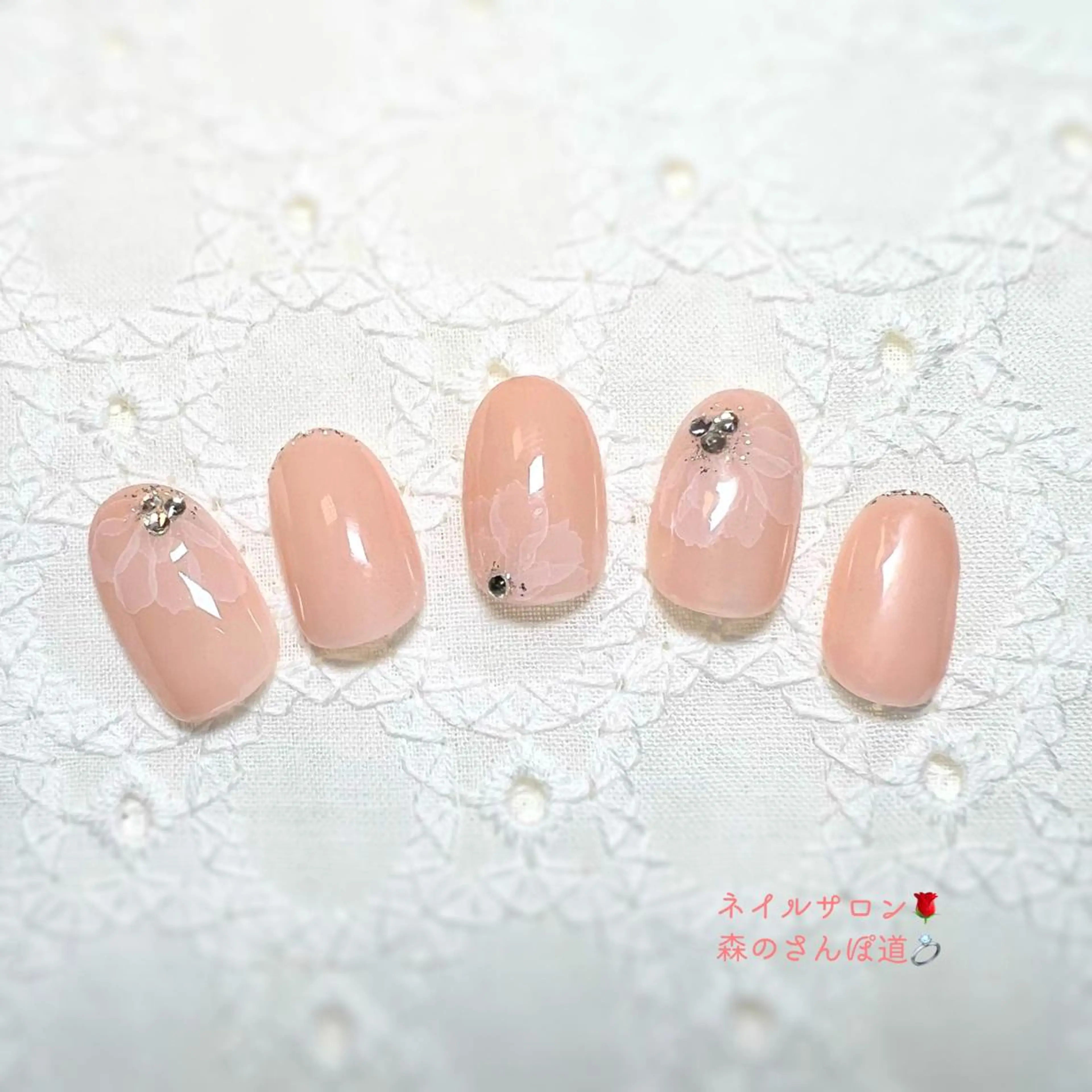 ネイル ハンドネイル 森のさんぽ道所属・ショートネイル 森のさんぽ道のネイルデザイン