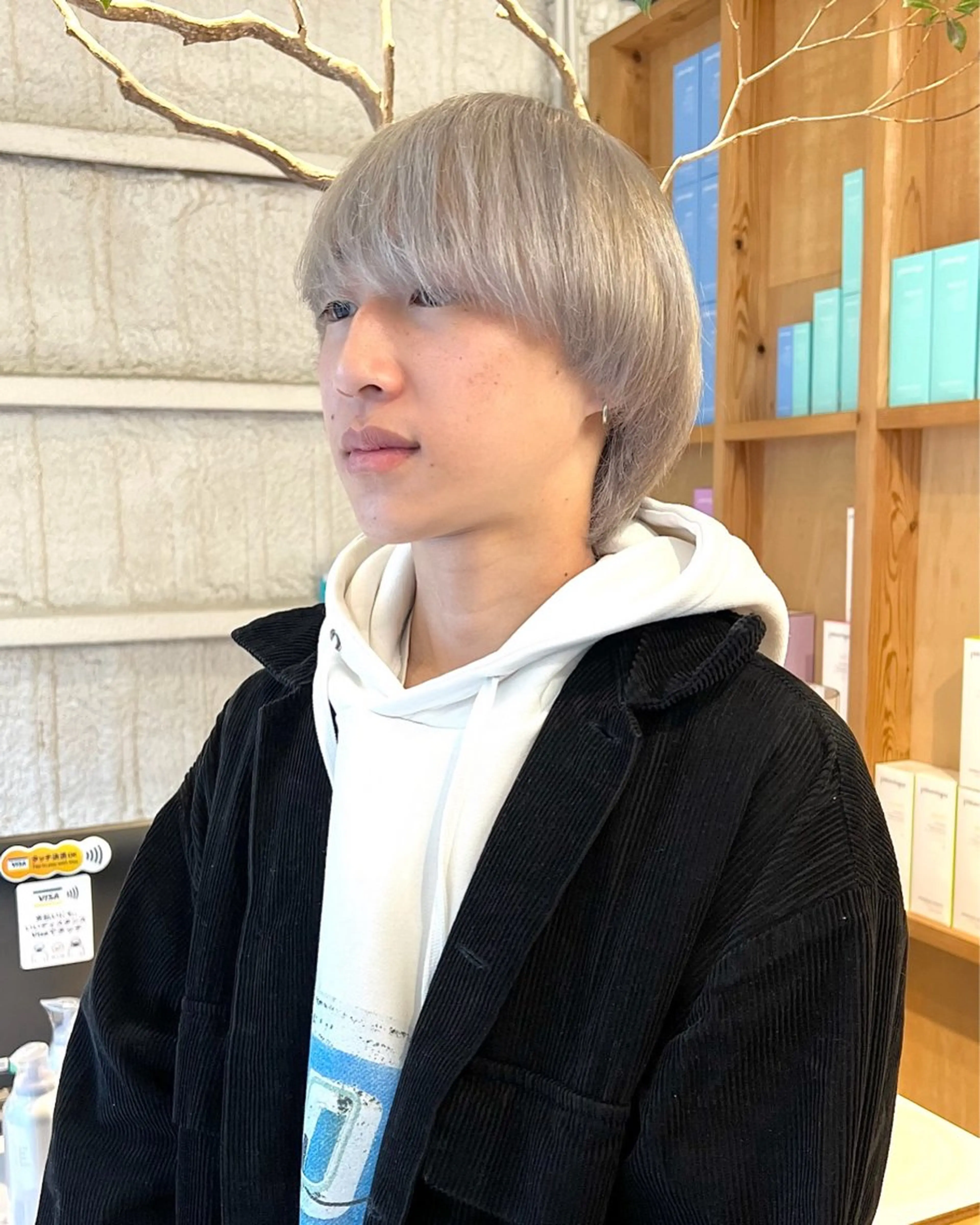 ショート 青木 芽生のヘアスタイル