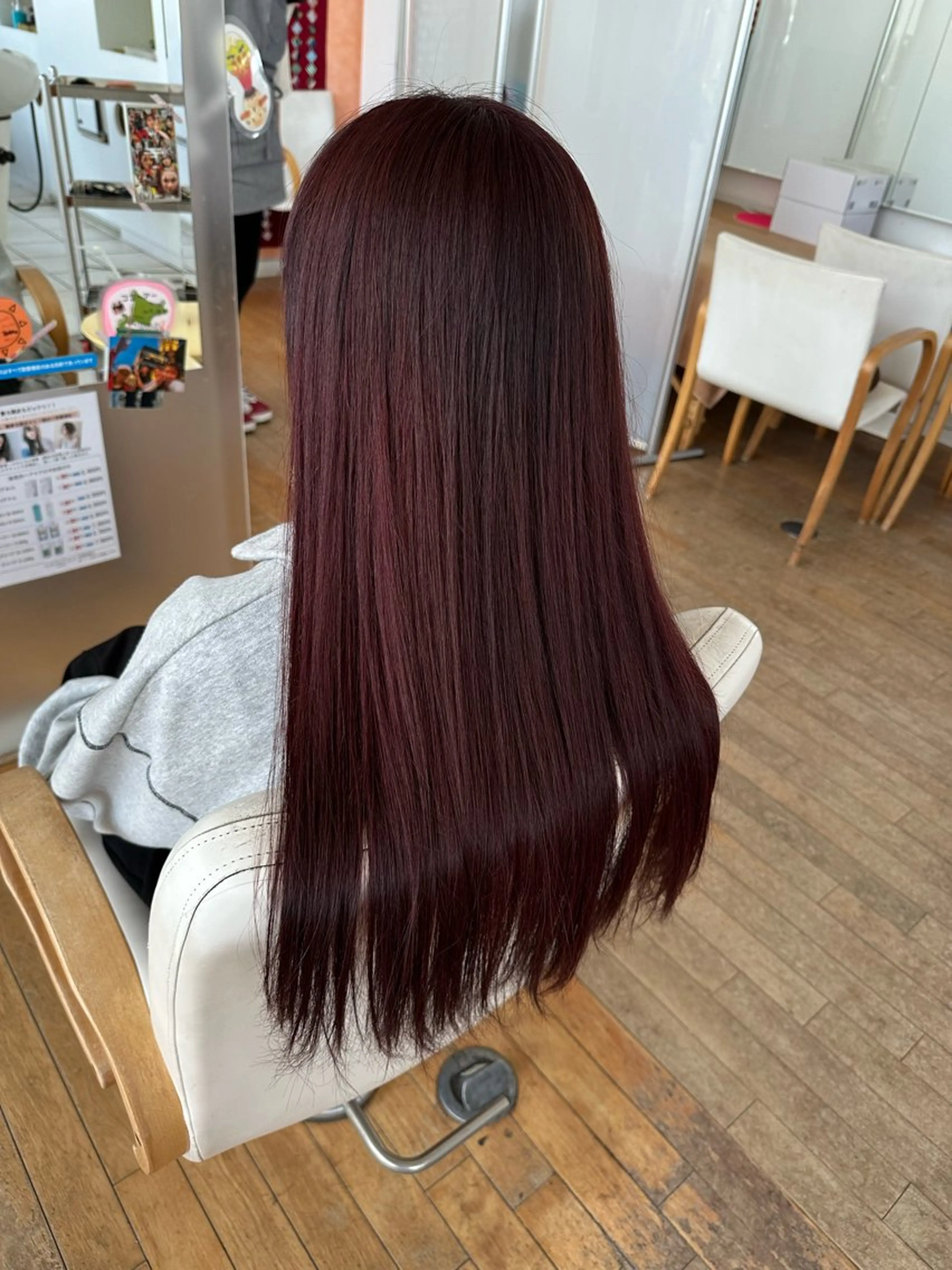 カラー 山本 瑠華のヘアスタイル
