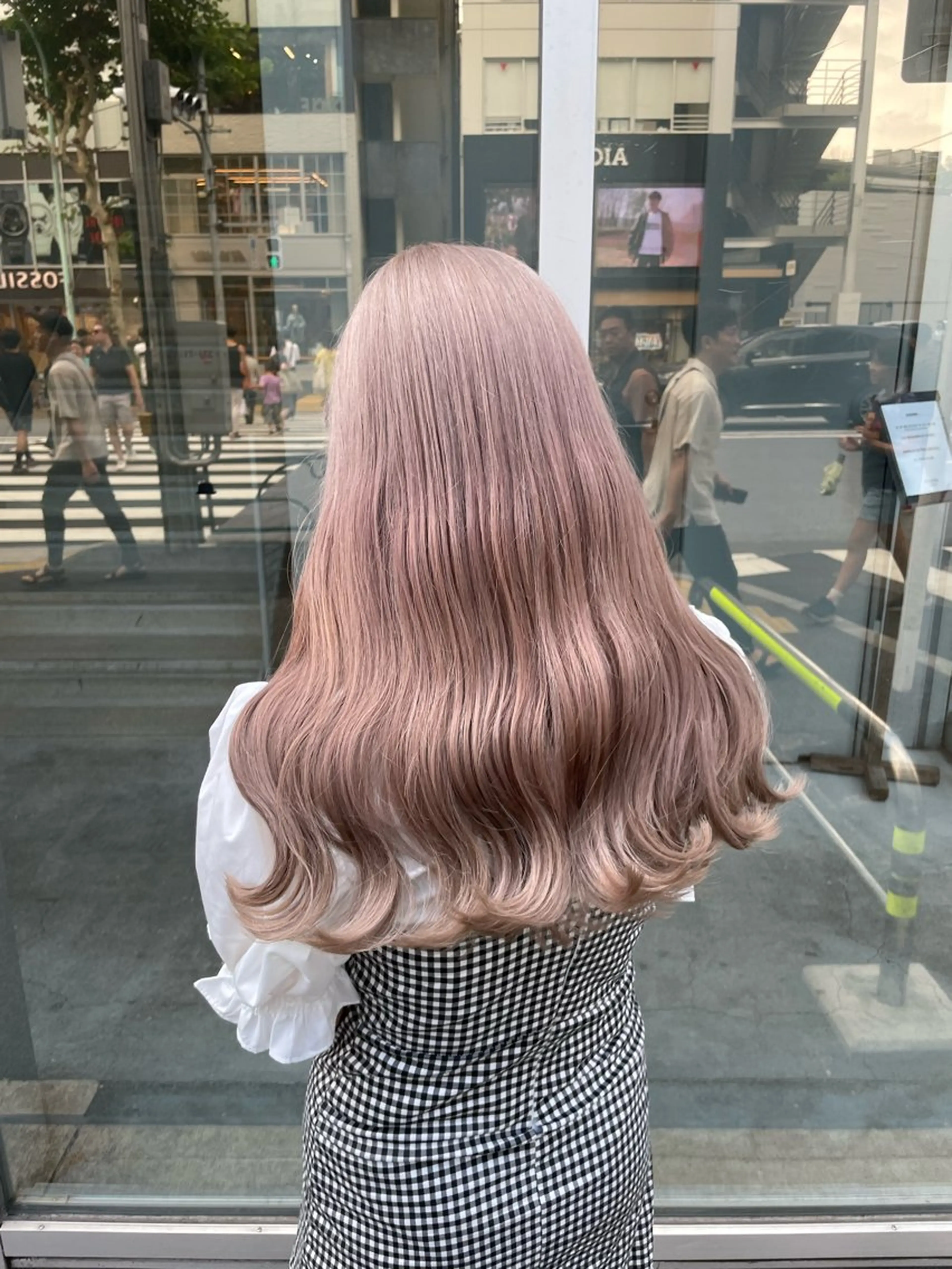 ロング カラー ヘアカラー ダメージレスハイ トーン💖kanonのヘアスタイル