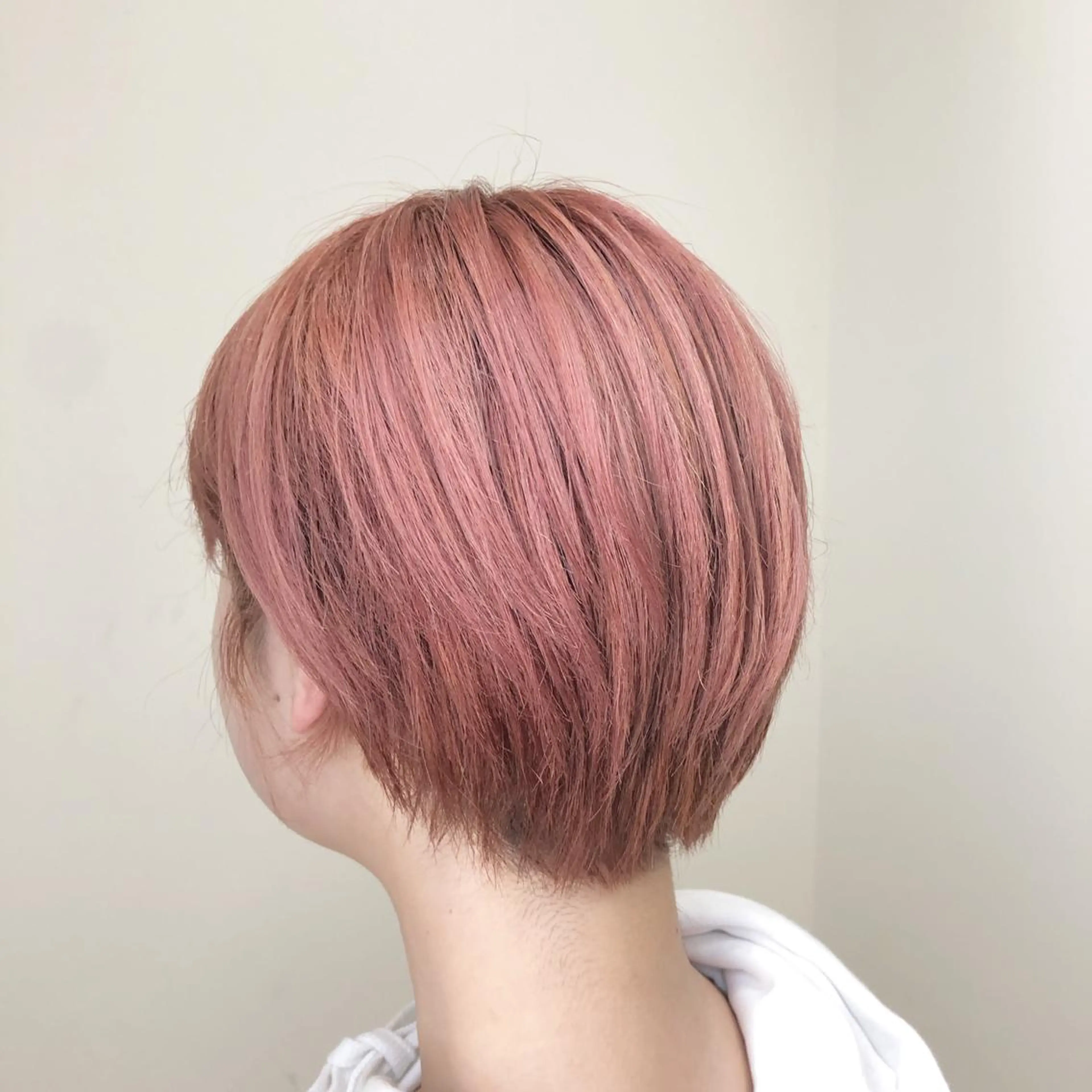 ショート カット ヘアカラー トリートメント MignonS 仙幸 大輔のヘアスタイル