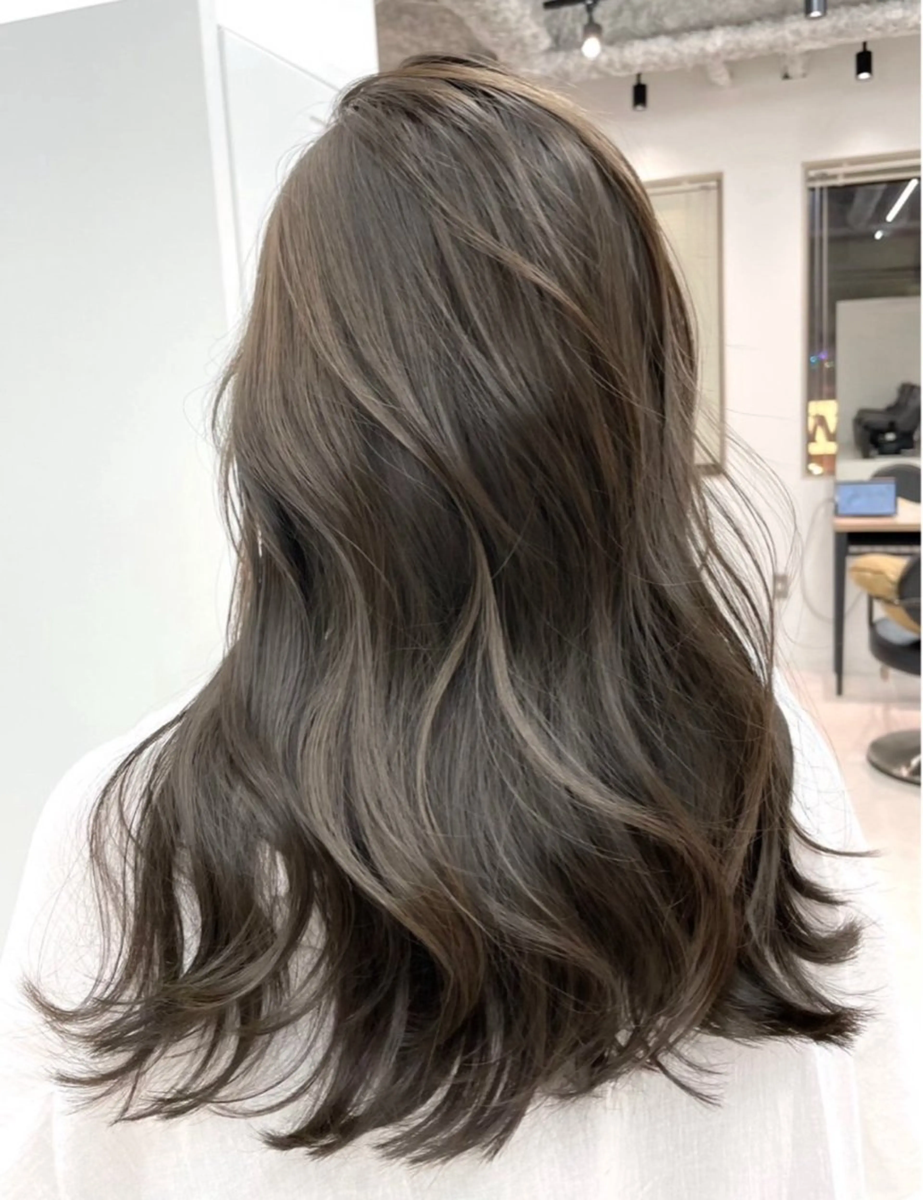 ロング ヘアカラー 縮毛矯正 /sara🎀🪽のヘアスタイル