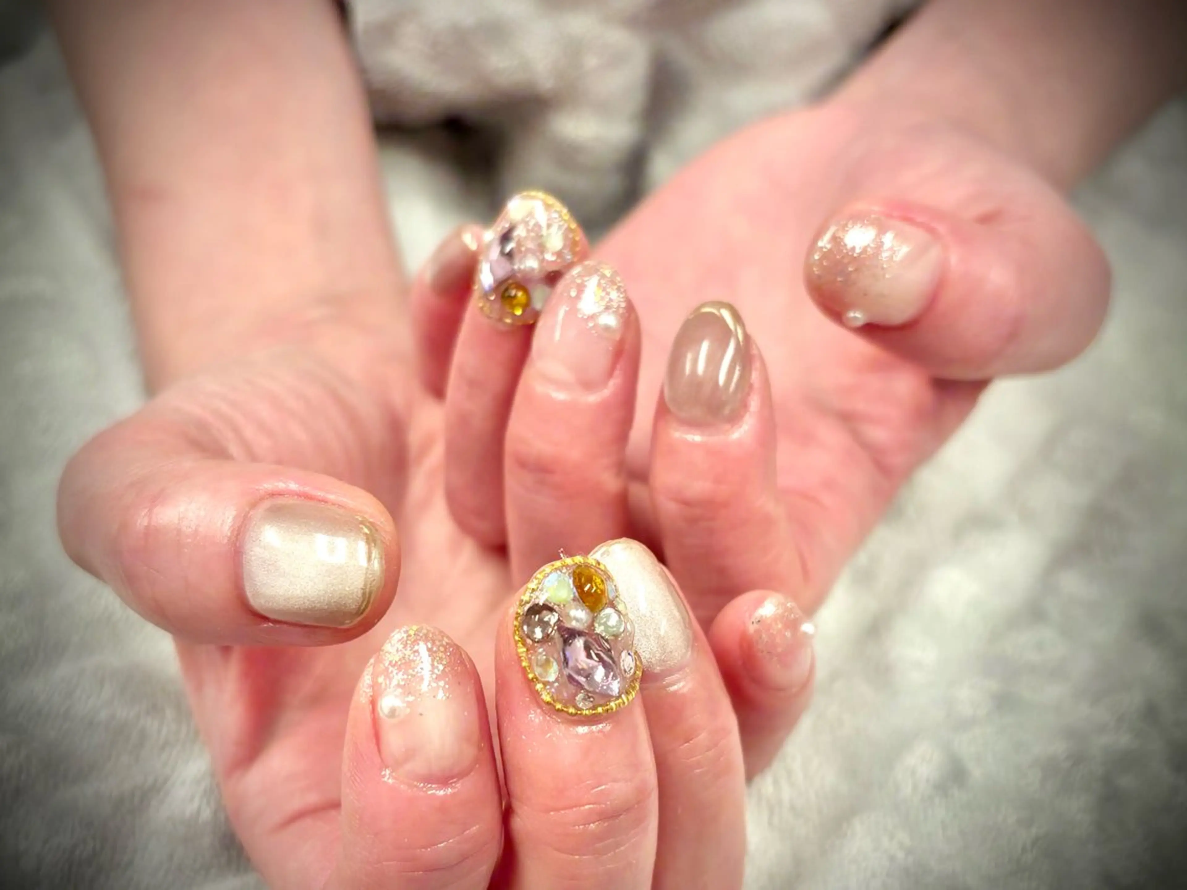 ネイル マグネットネイル ミラーネイル ハンドネイル tete. nailのネイルデザイン