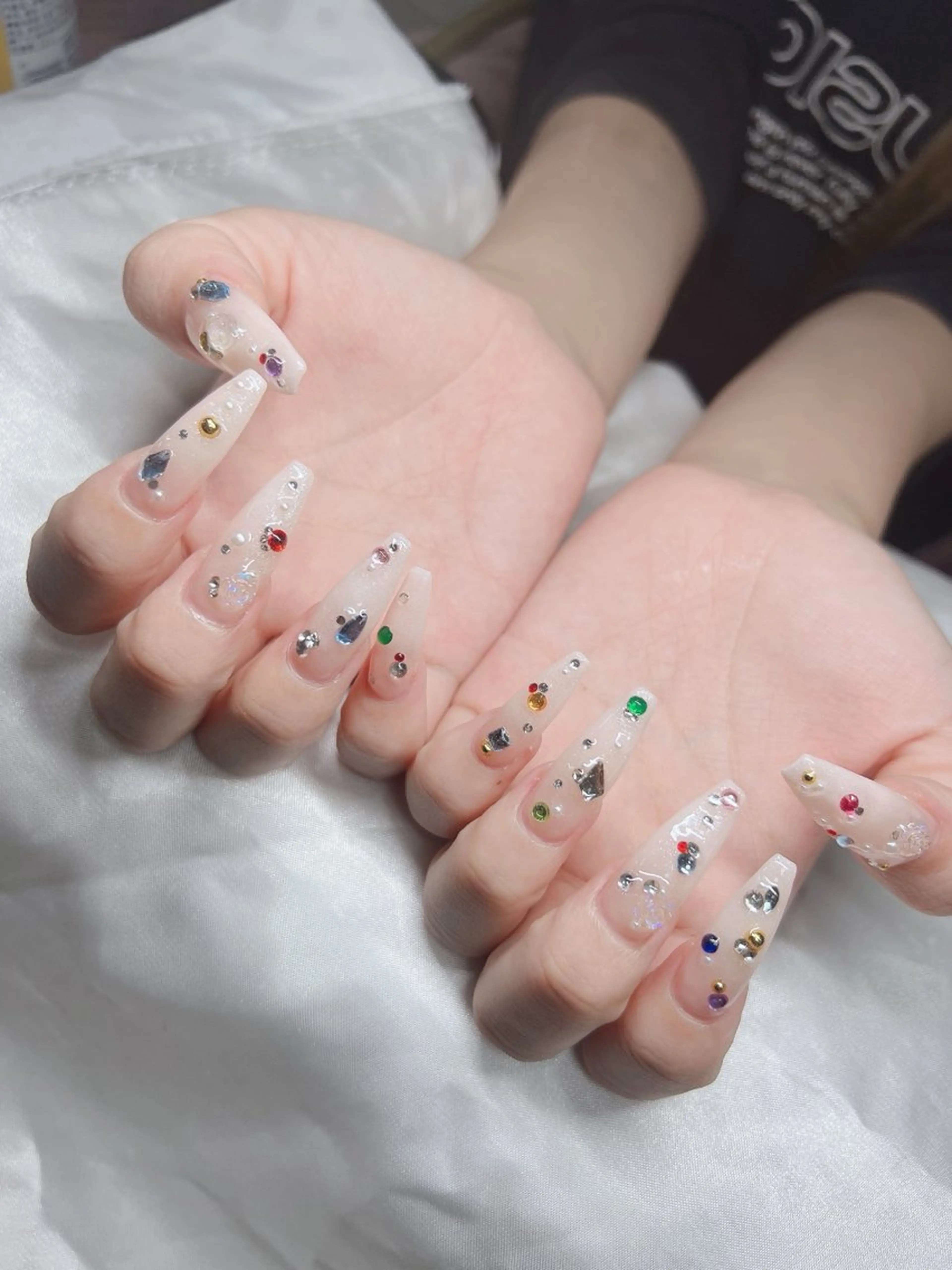 ネイル 長さ出し グラデーション キラキラネイル マグネットネイル ニュアンスネイル ハンドネイル Lee Nails チップ長さだし専門店のネイルデザイン
