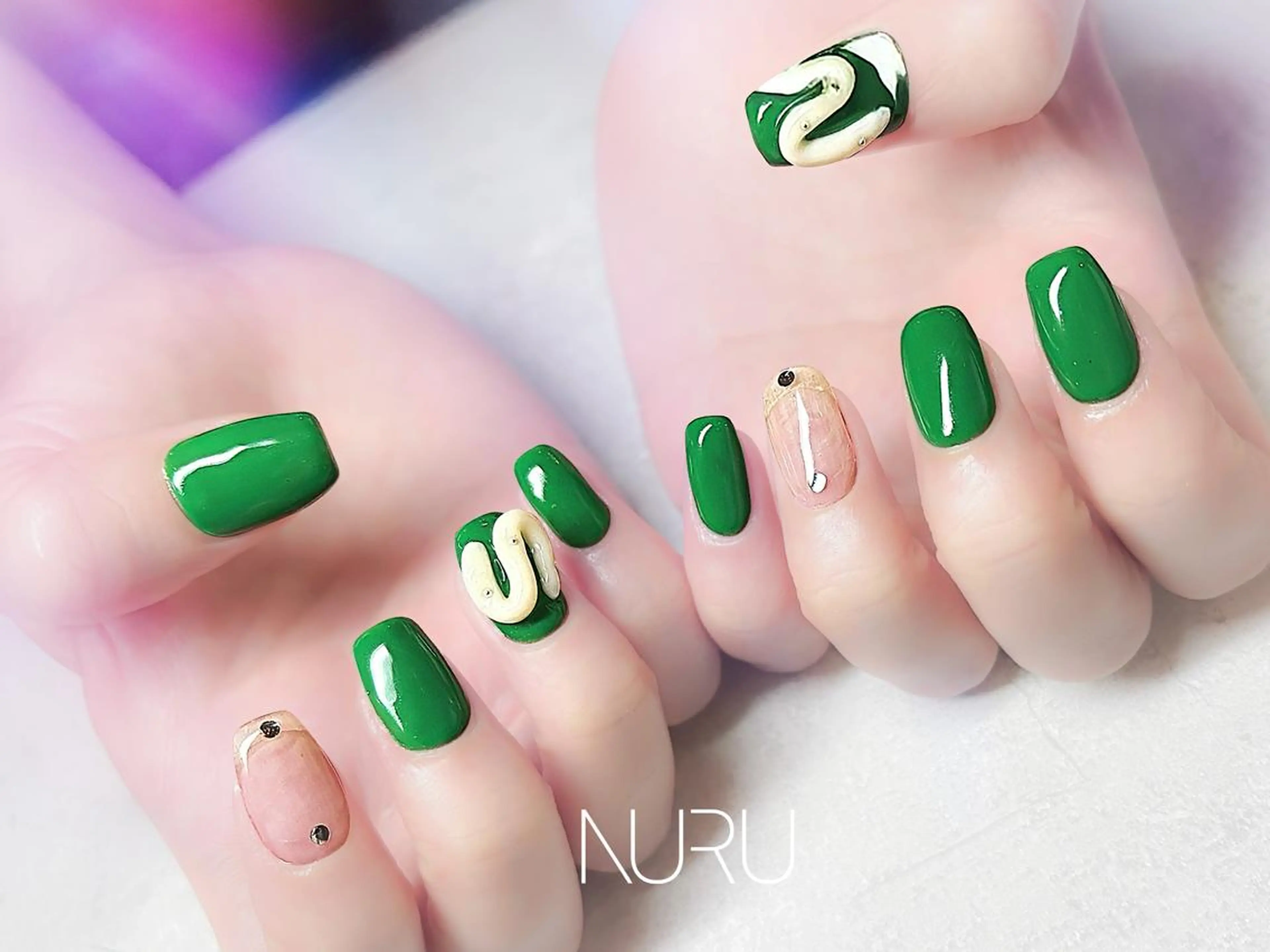 ネイル アートネイル ハンドネイル NURU NAIL ヌルネイル新宿のネイルデザイン
