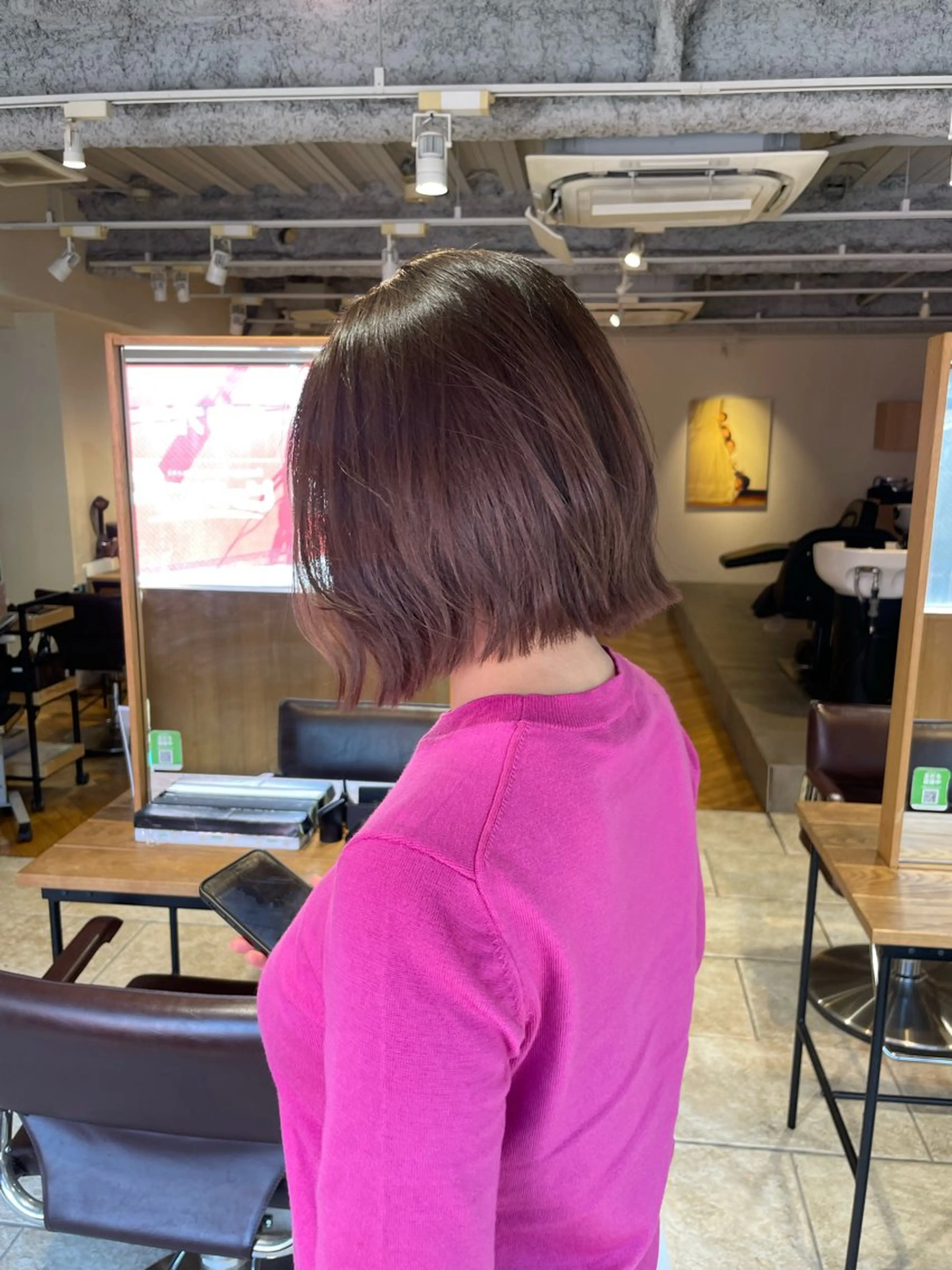 ショート カラー ベージュカラー ブリーチ ラベンダーカラー ラベンダーベージュ ピンクカラー ショート・ボブ／ CHIEのヘアスタイル