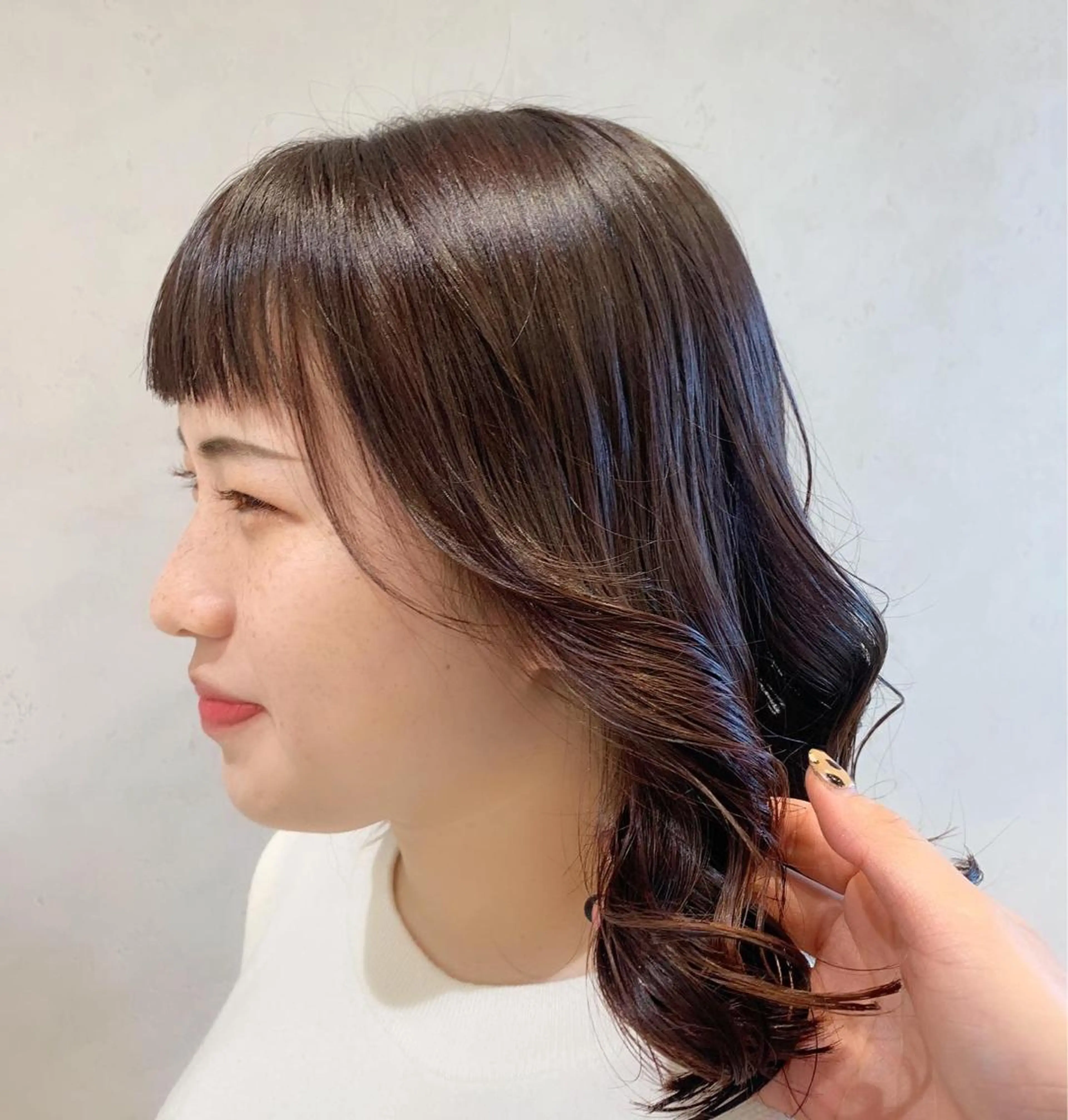 ミディアム カラー ヘアアレンジ ブリーチ ブラウンカラー イヤリングカラー オレンジ オレンジブラウン ayumi🌈 インナーカラー🌈のヘアスタイル