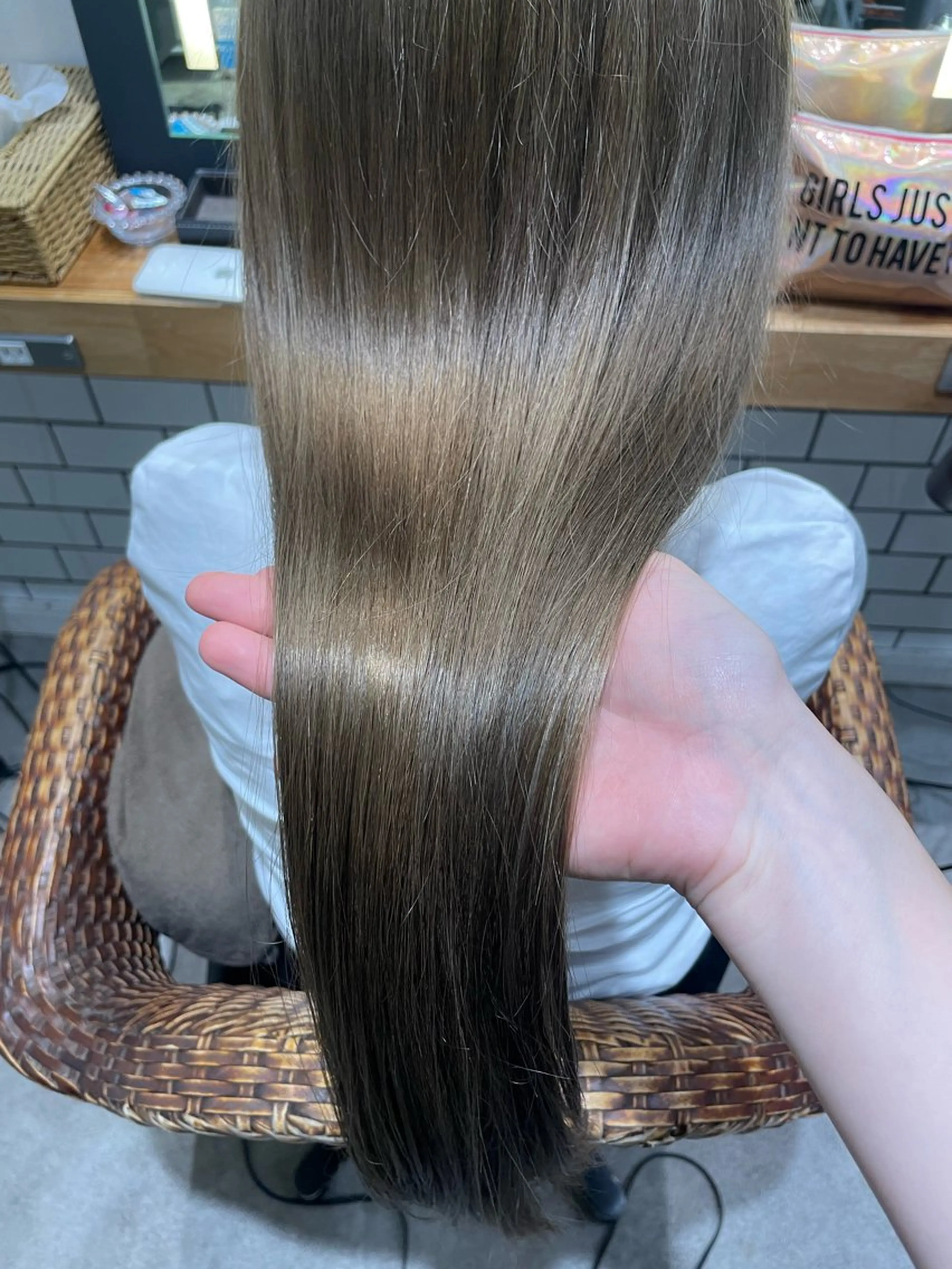 ロング 暖色カラー🤎Red Neo meiのヘアスタイル