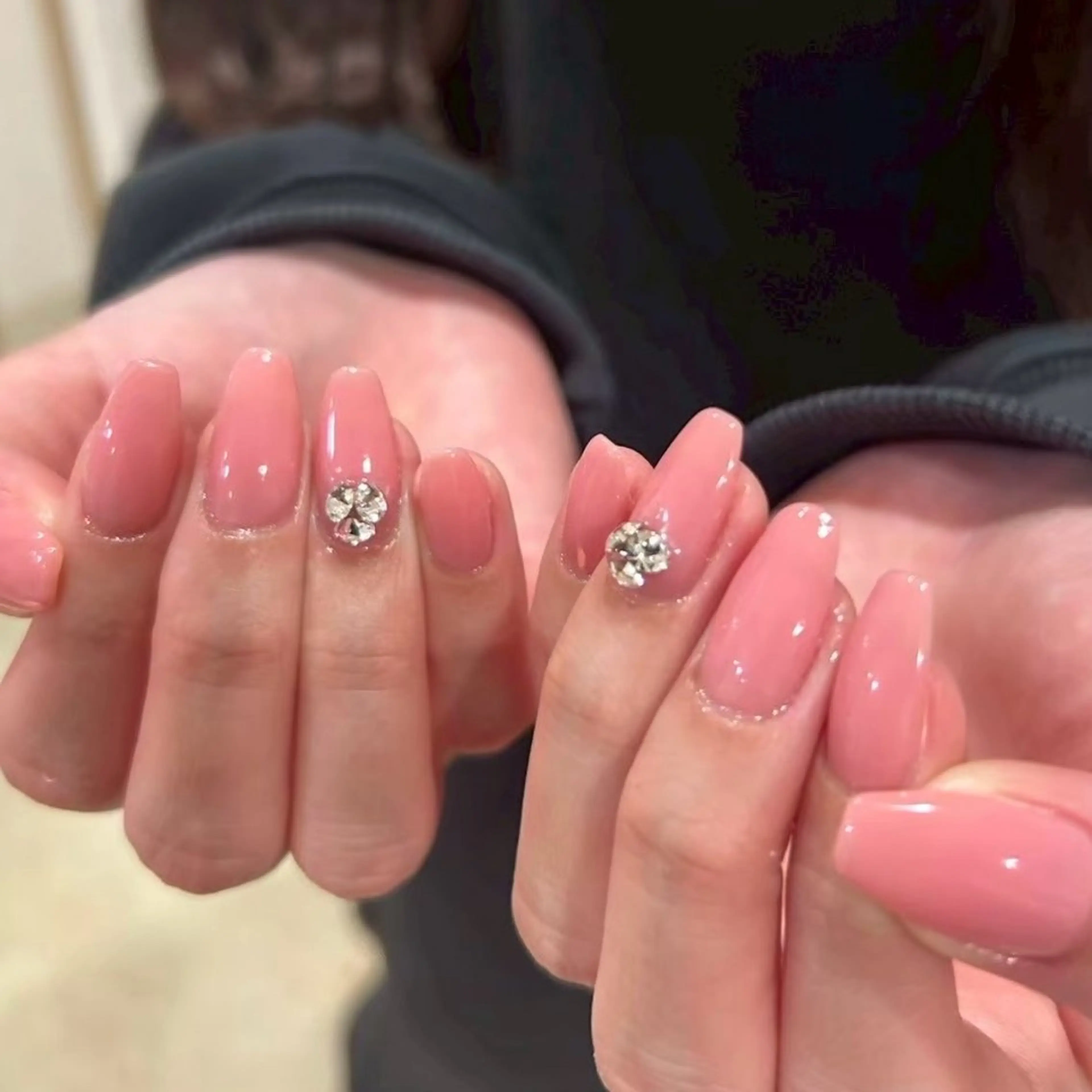 ⪩⪨期間限定⪩⪨オフあり・ハンド🖐🏻 うる艶ワンカラー￥5330→￥4800の写真