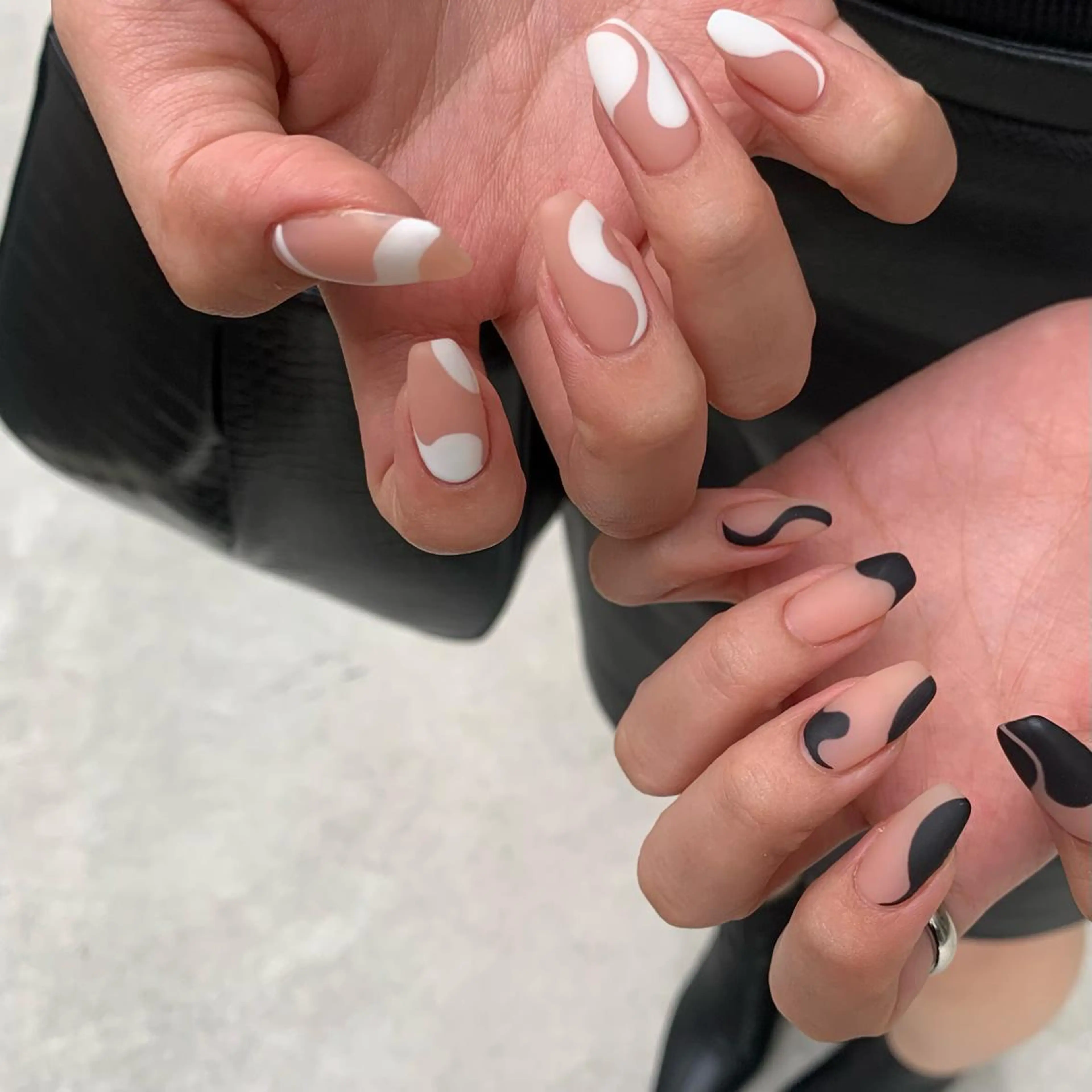 ネイル kana/モード ・グランジ໒꒱のネイルデザイン