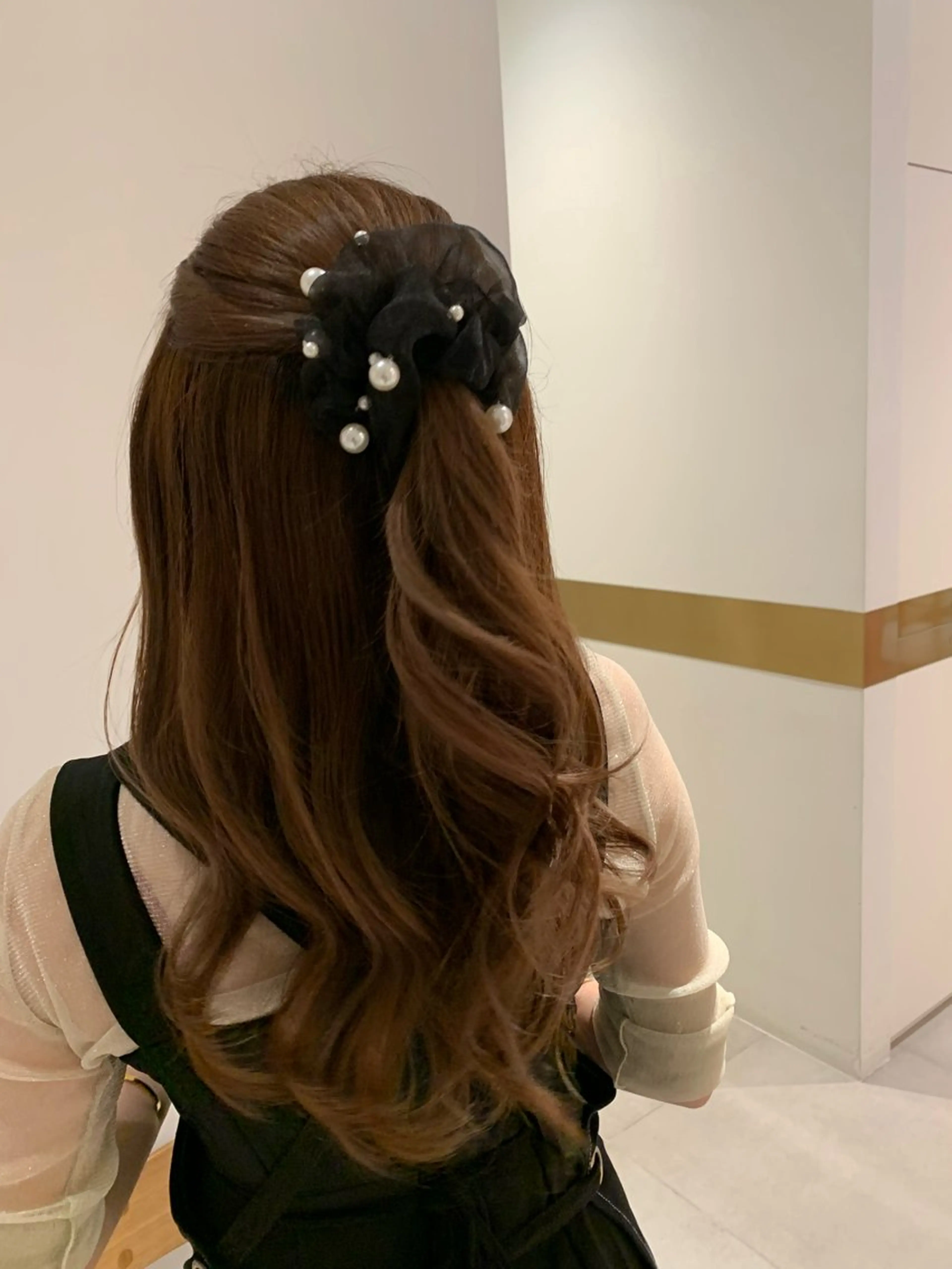 ロング ヘアアレンジ ハーフアップ 簡単アレンジ 学生 トリートメント SAYAKA🩶 レイヤー韓国ヘア新宿のヘアスタイル