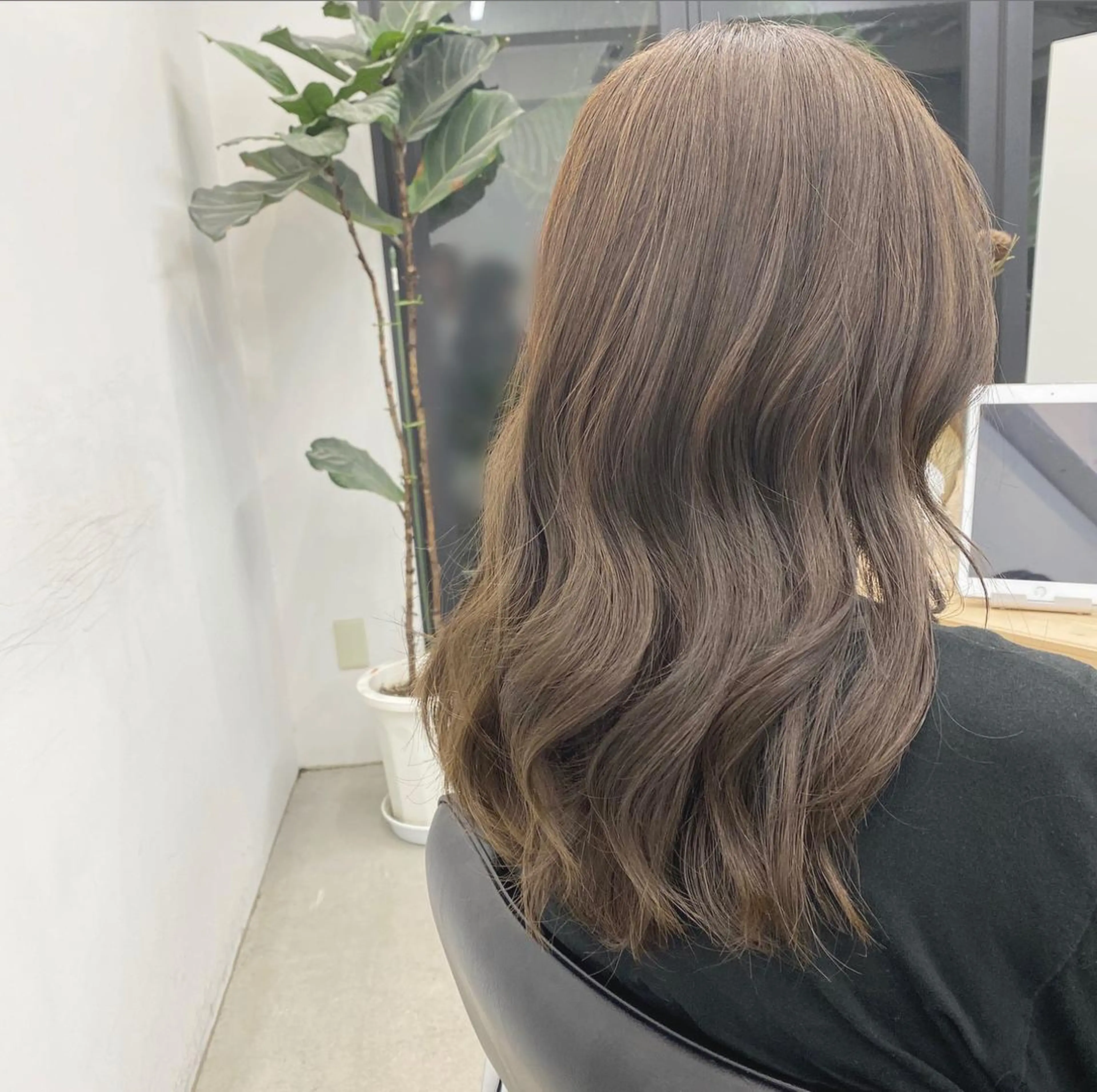 ミディアム tomoe 艶カラー💗🪽のヘアスタイル