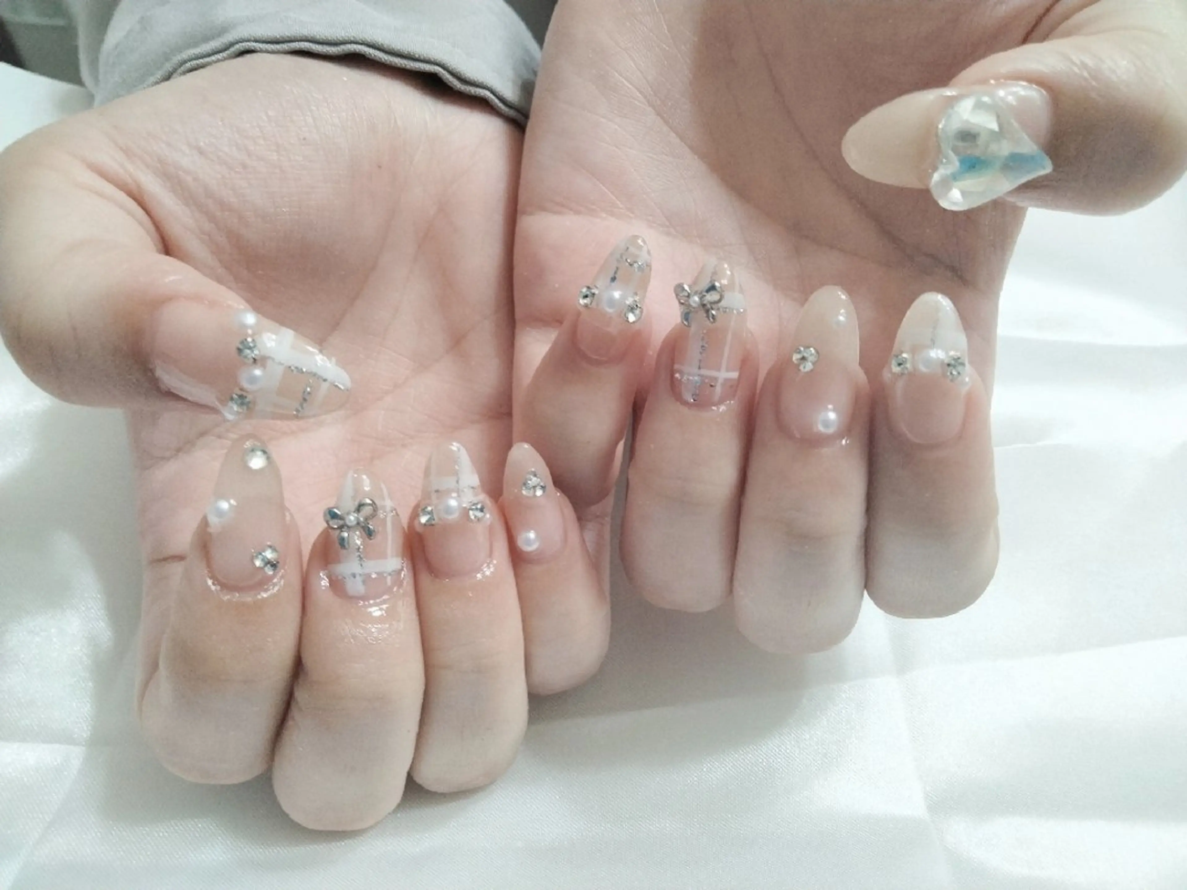 ネイル ジェルネイル パラジェル ハンドネイル Beaubie  nailサロンのネイルデザイン