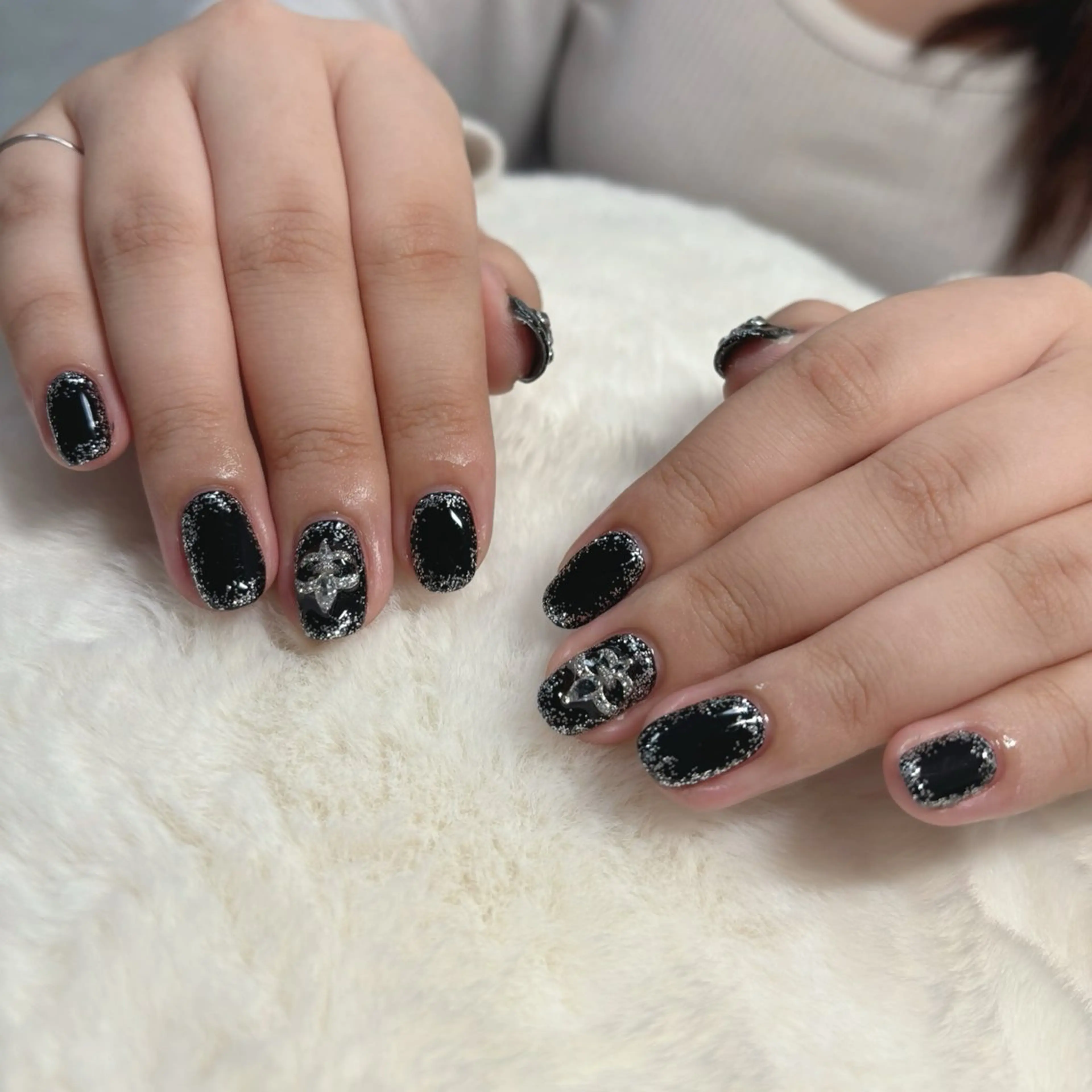 ネイル ハンドネイル STELLA ✩のネイルデザイン