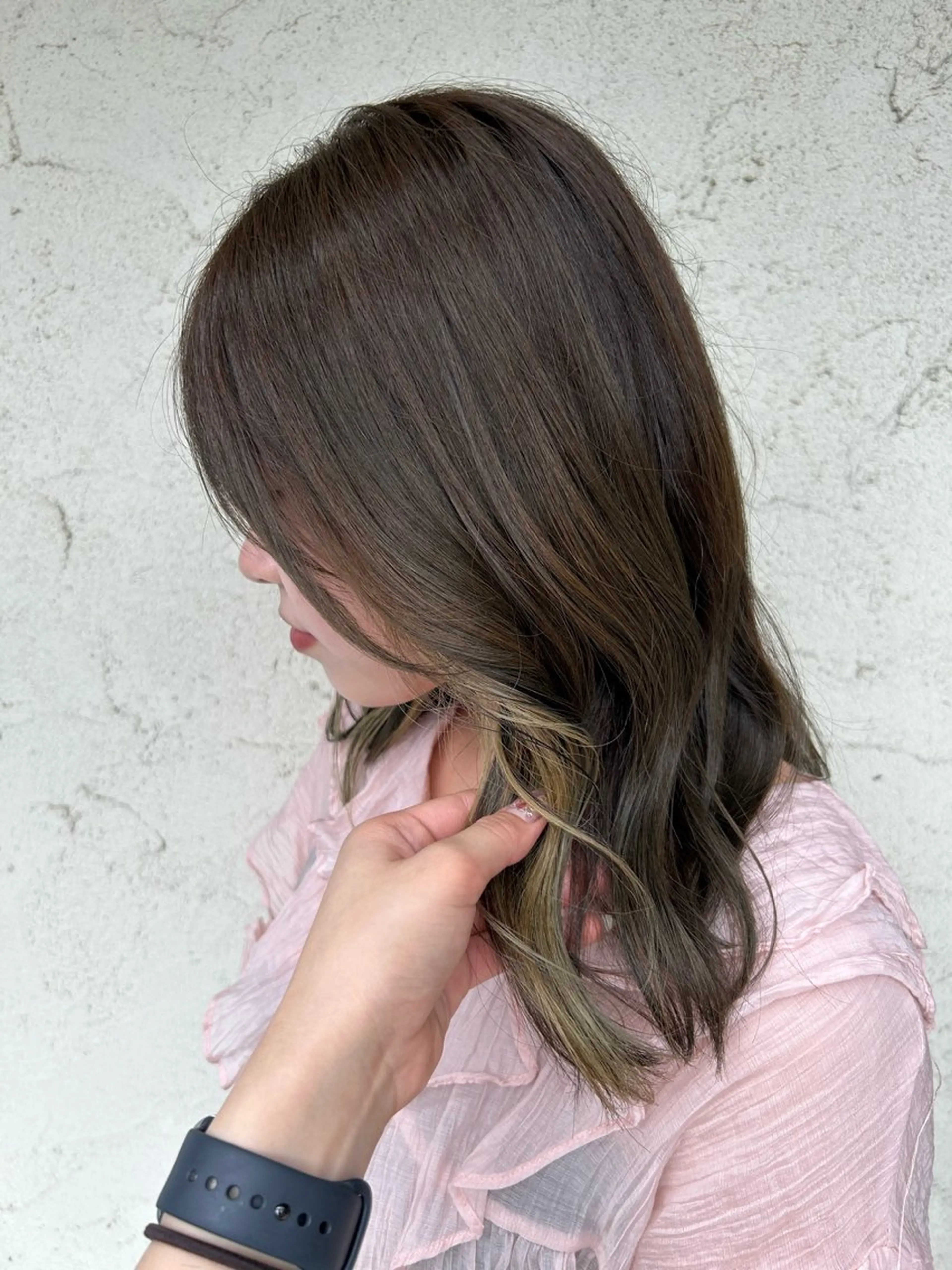 セミロング カラー SHIHO 《BASE.》のヘアスタイル