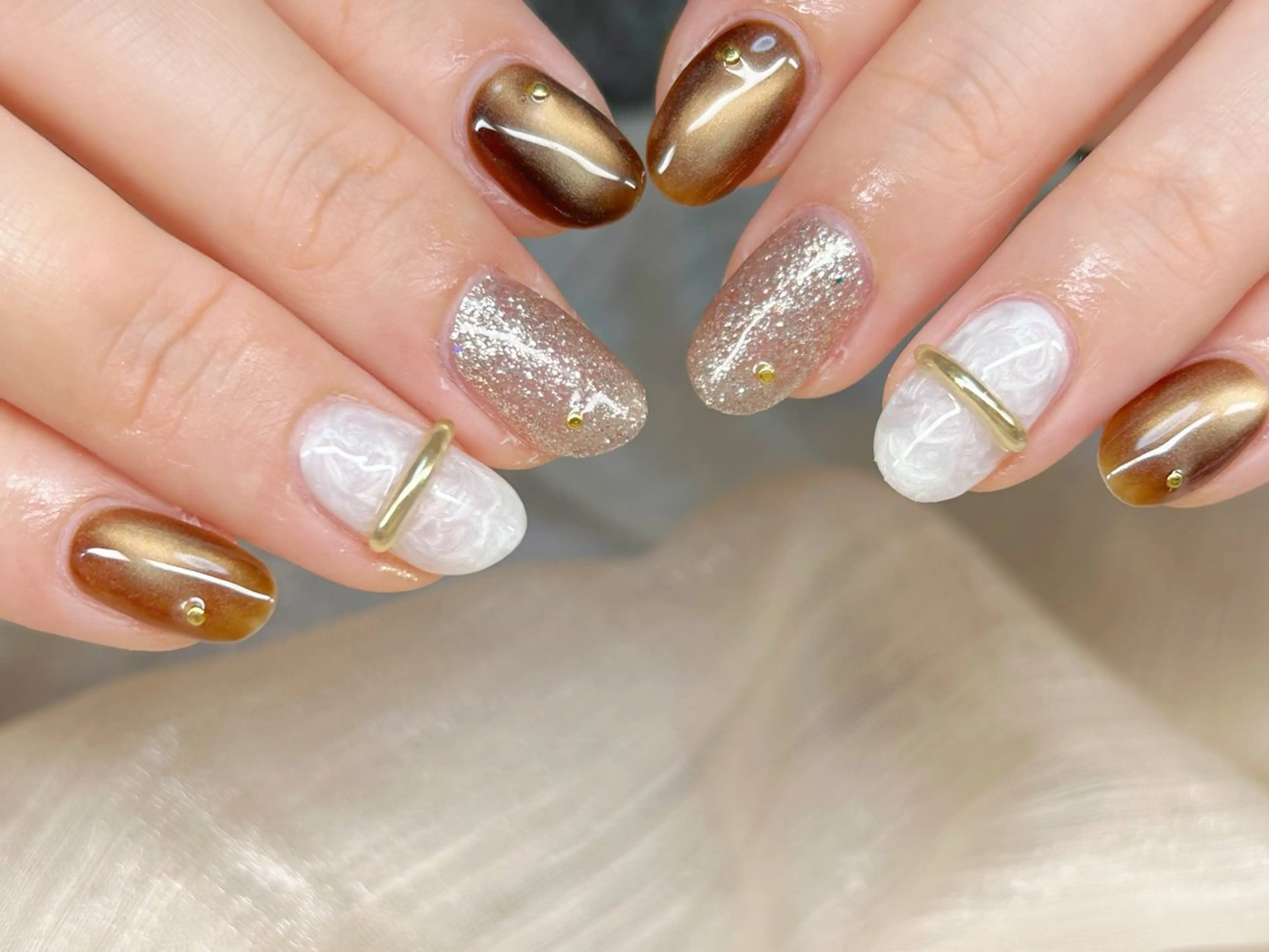 ネイル アートネイル チークネイル 成人式 入学式 長さ出し ハンドネイル Lino Nailのネイルデザイン