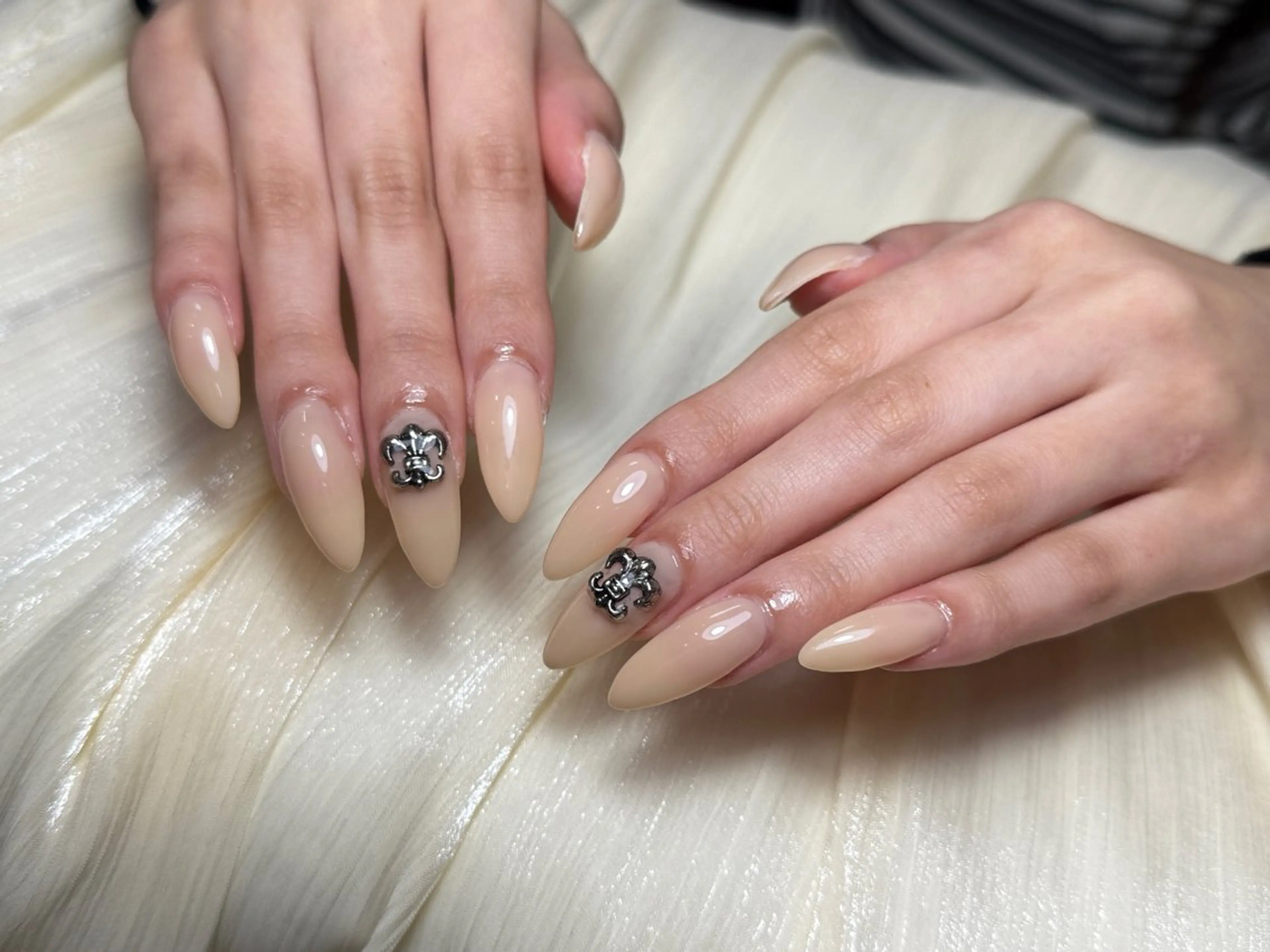 ネイル ハンドネイル ハンドケア DEMAIN- ERIのネイルデザイン